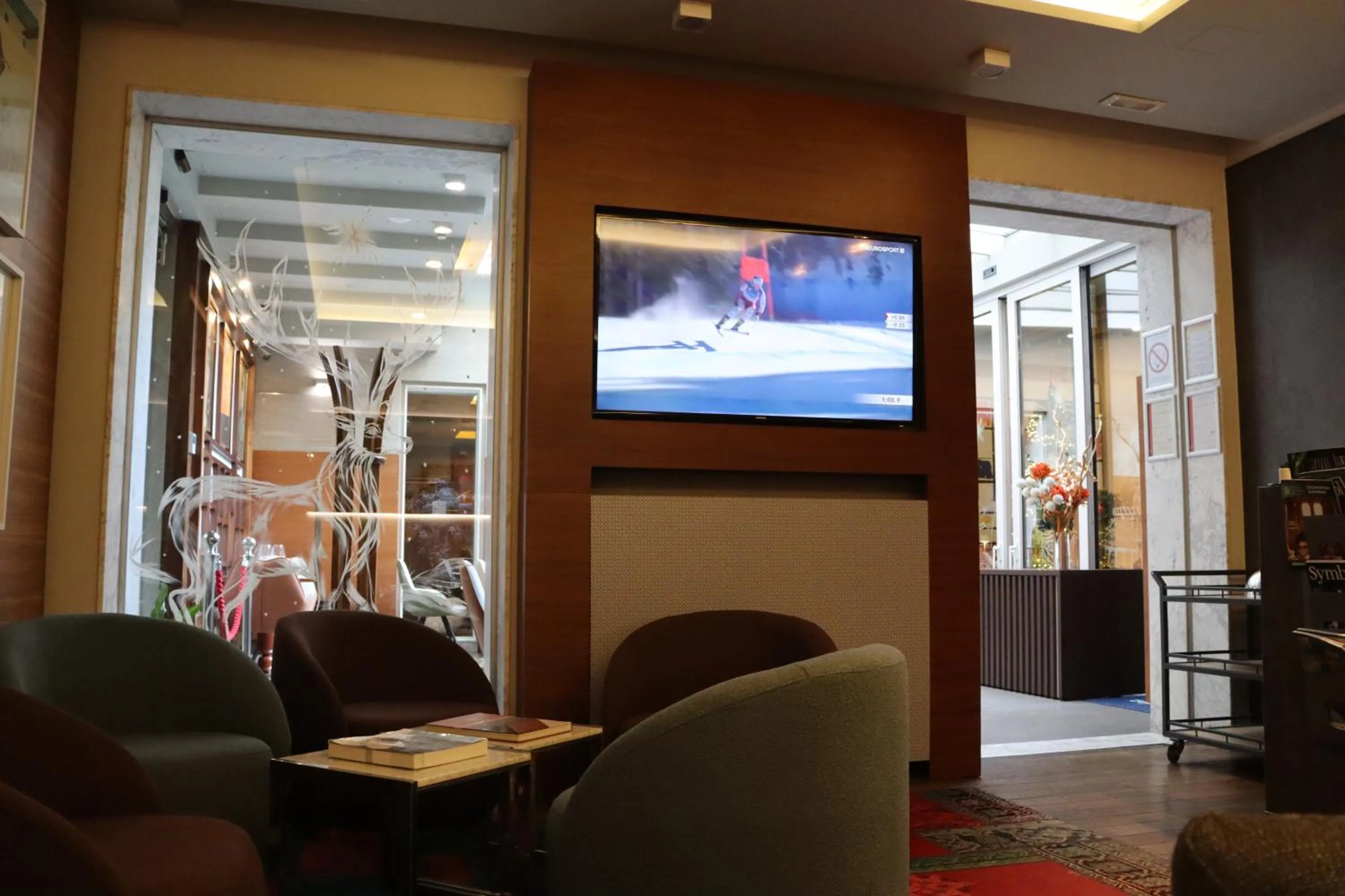 Lounge or bar in Zepter Hotel Belgrade, member of Zepter Hotels