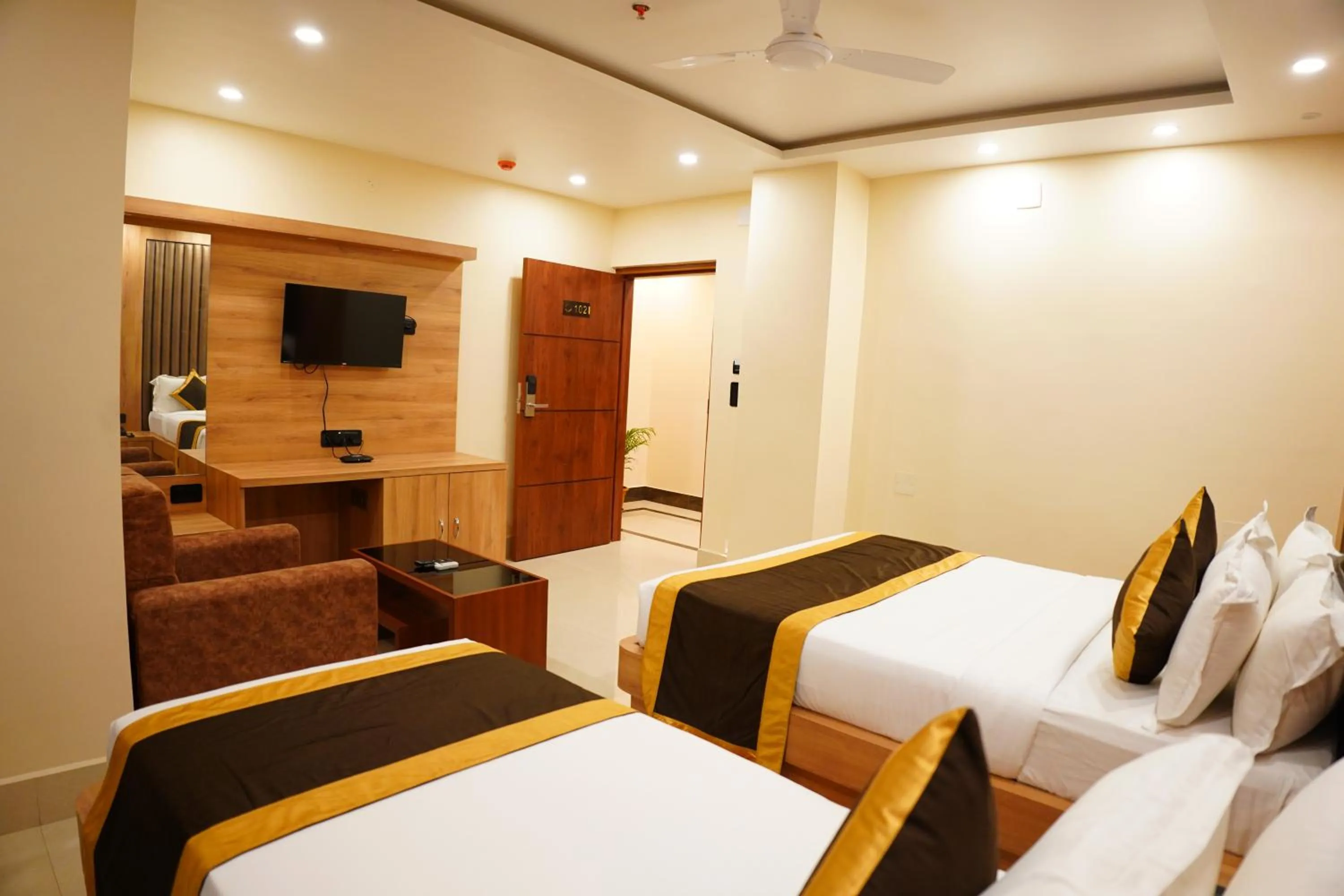 Bed in The MARUTINANDAN GRAND