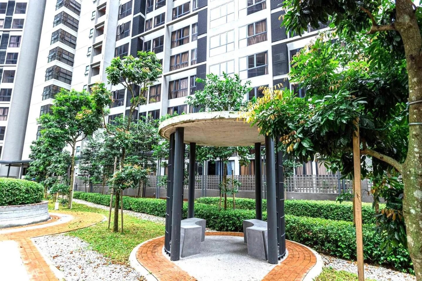 Garden in Millerz Square Old Klang Road