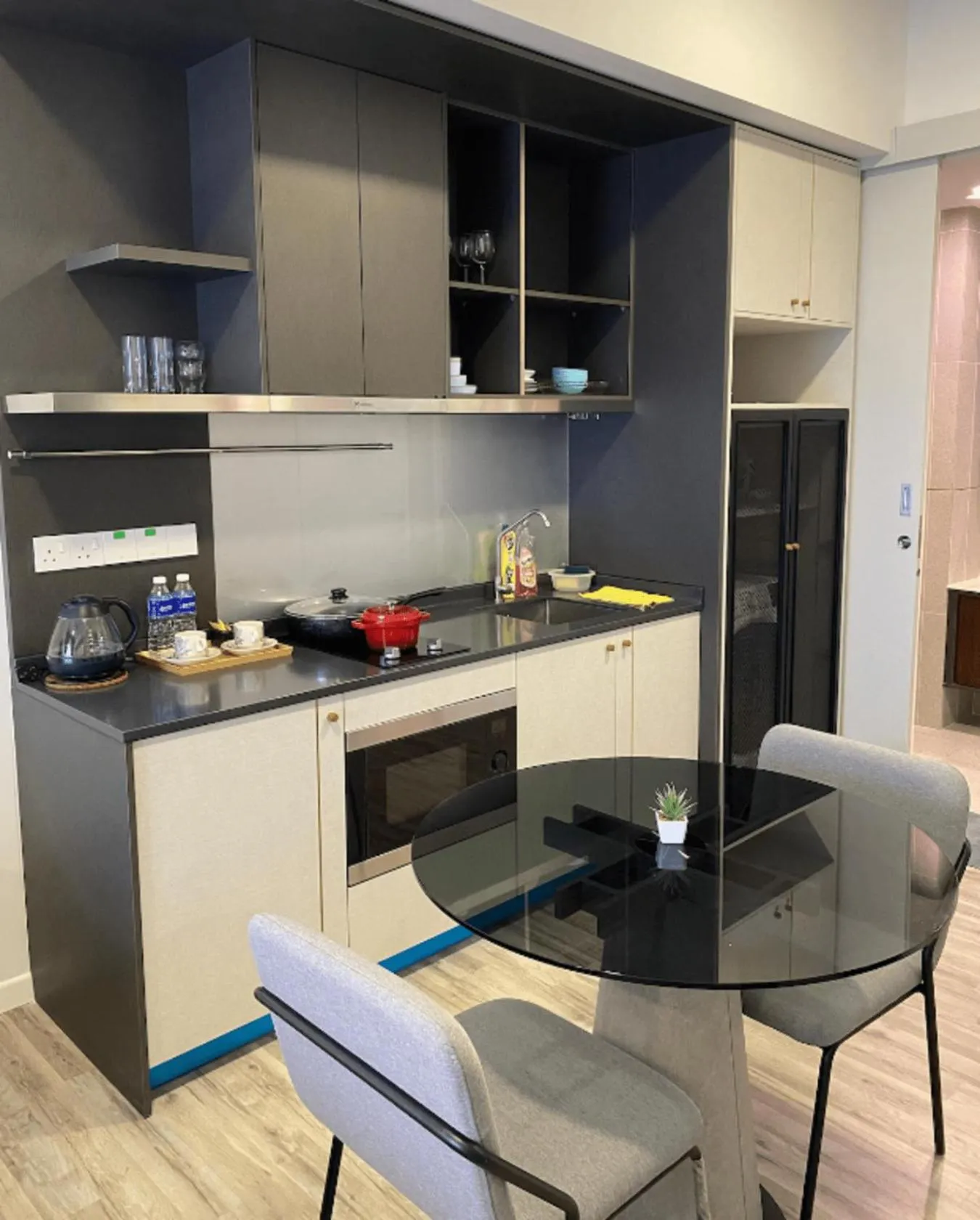 Kitchen or kitchenette in Millerz Square Old Klang Road