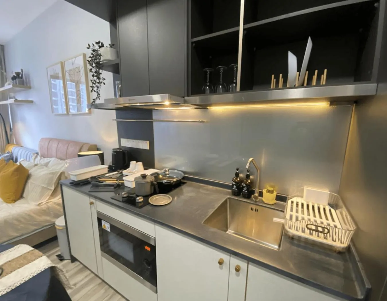 Kitchen or kitchenette in Millerz Square Old Klang Road