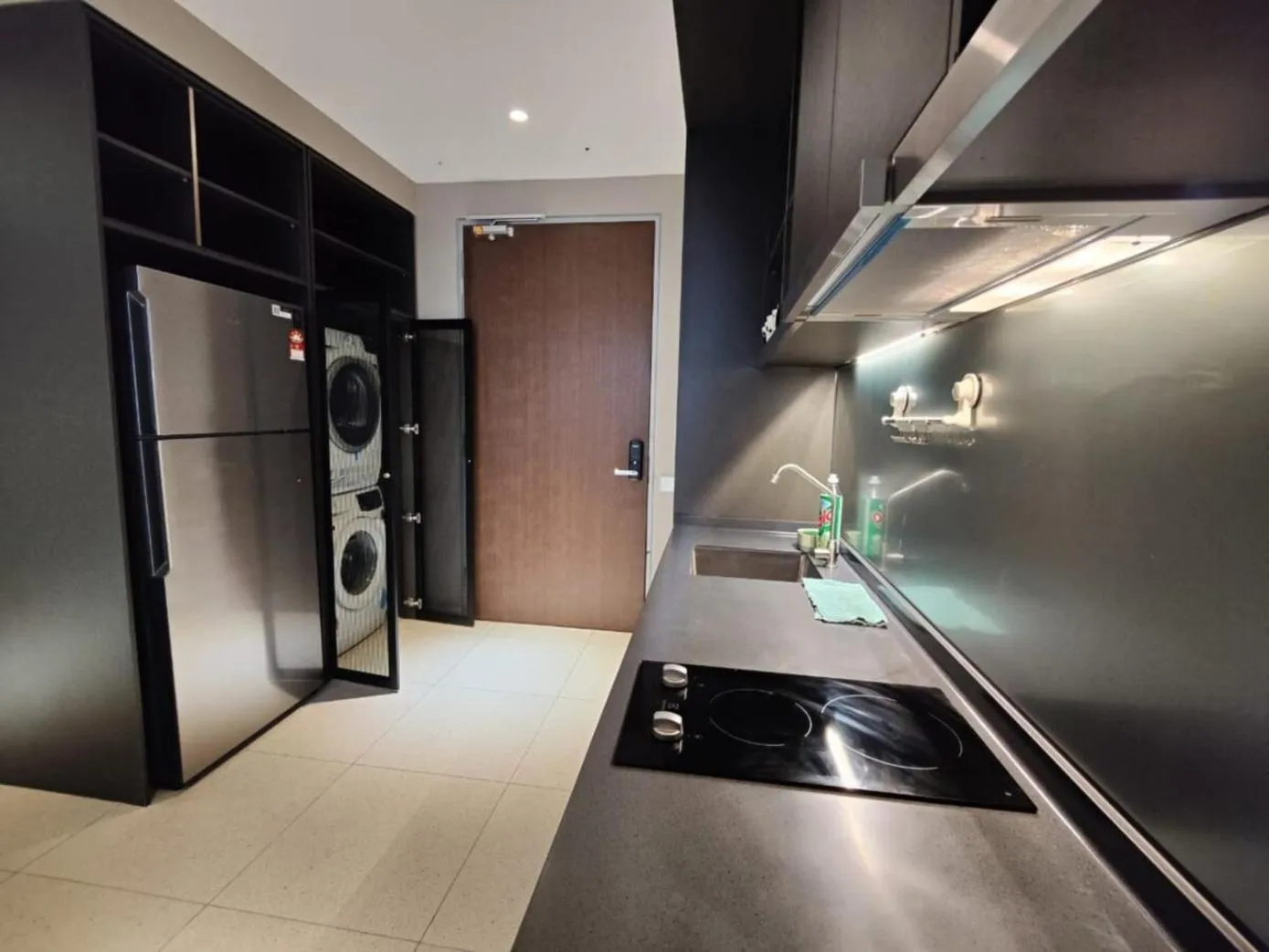 Kitchen or kitchenette in Millerz Square Old Klang Road