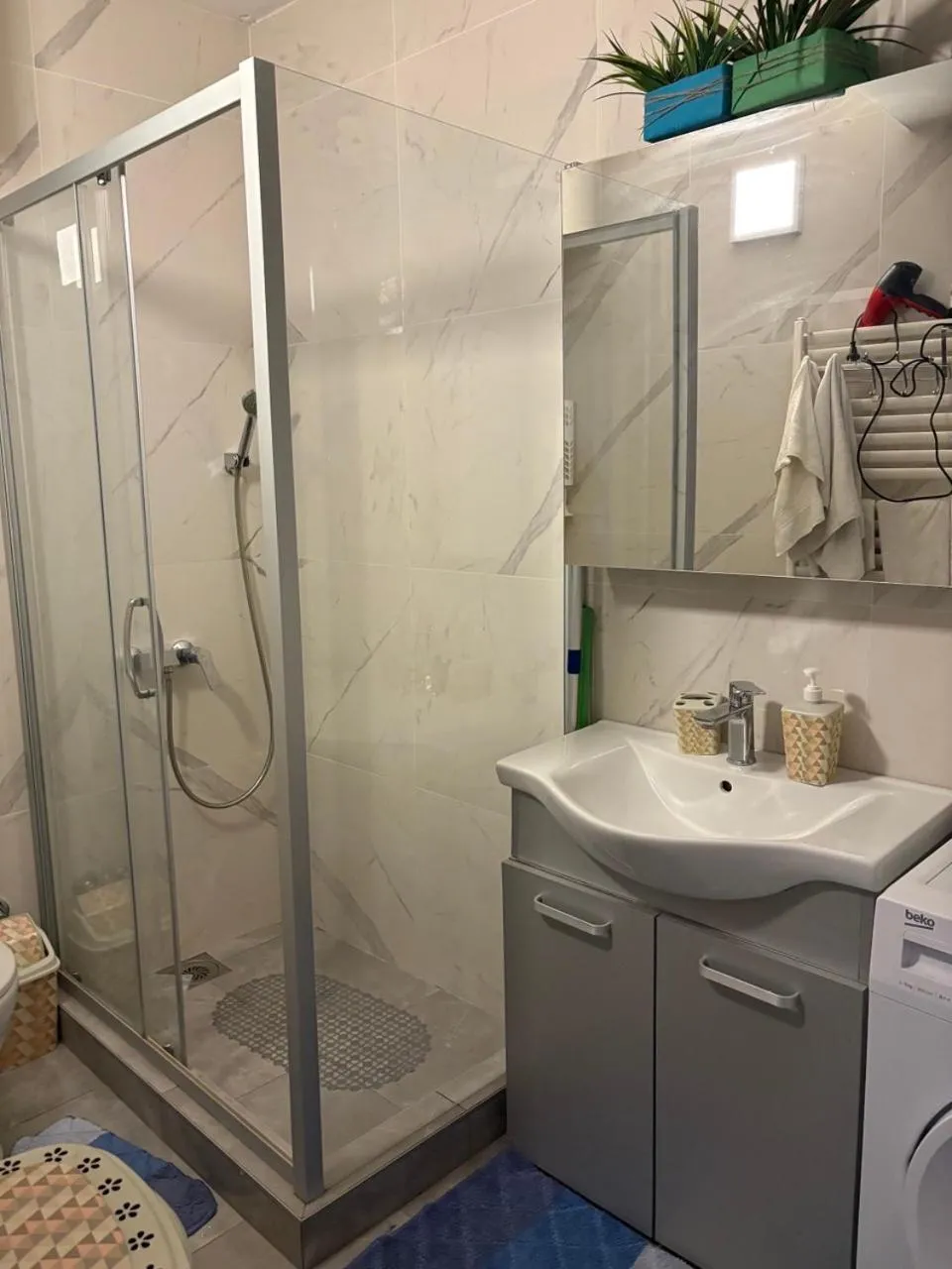 Bathroom in Apartments Sat