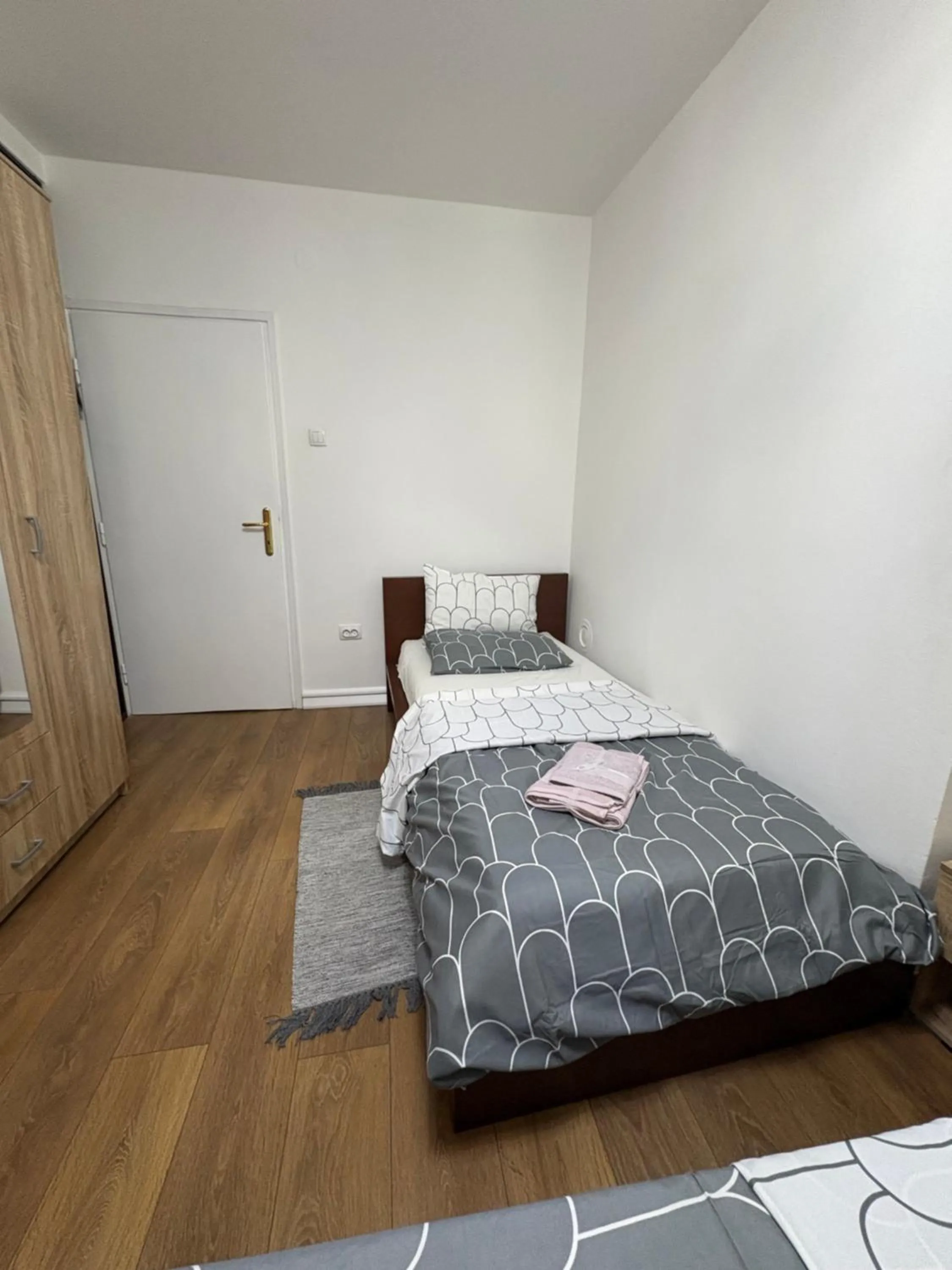 Bed in Apartments Sat