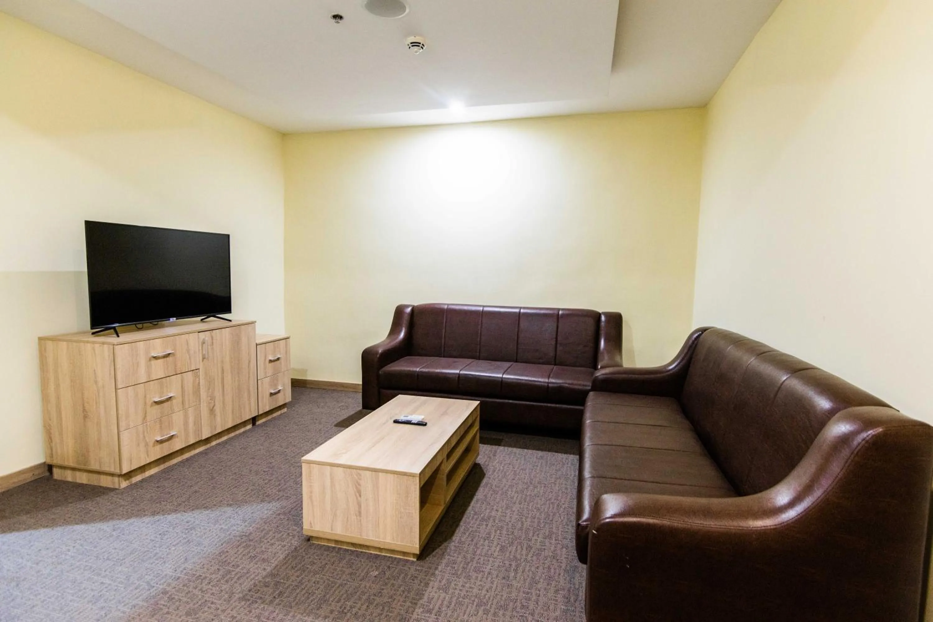 TV and multimedia in BON Hotel Octagon