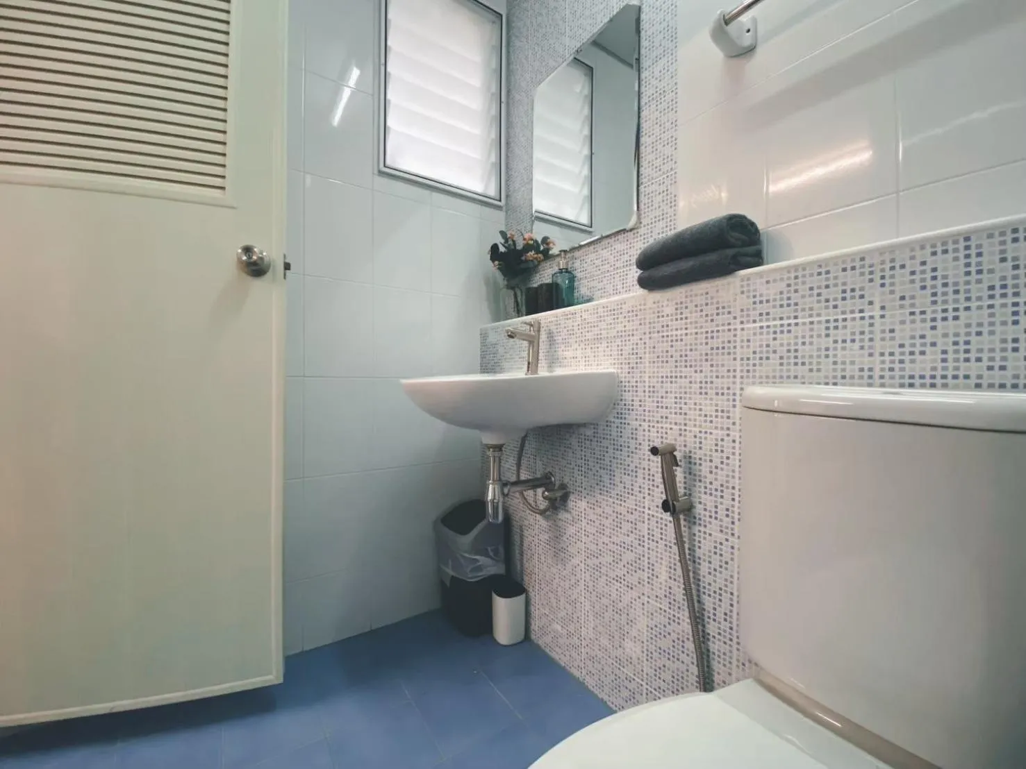 The Giftown Bangkok, Talat Phlu