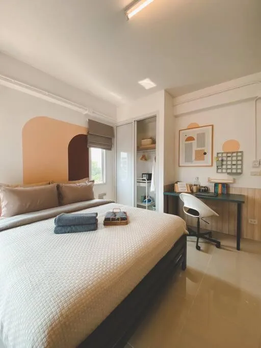 Bed in The Giftown Bangkok, Talat Phlu