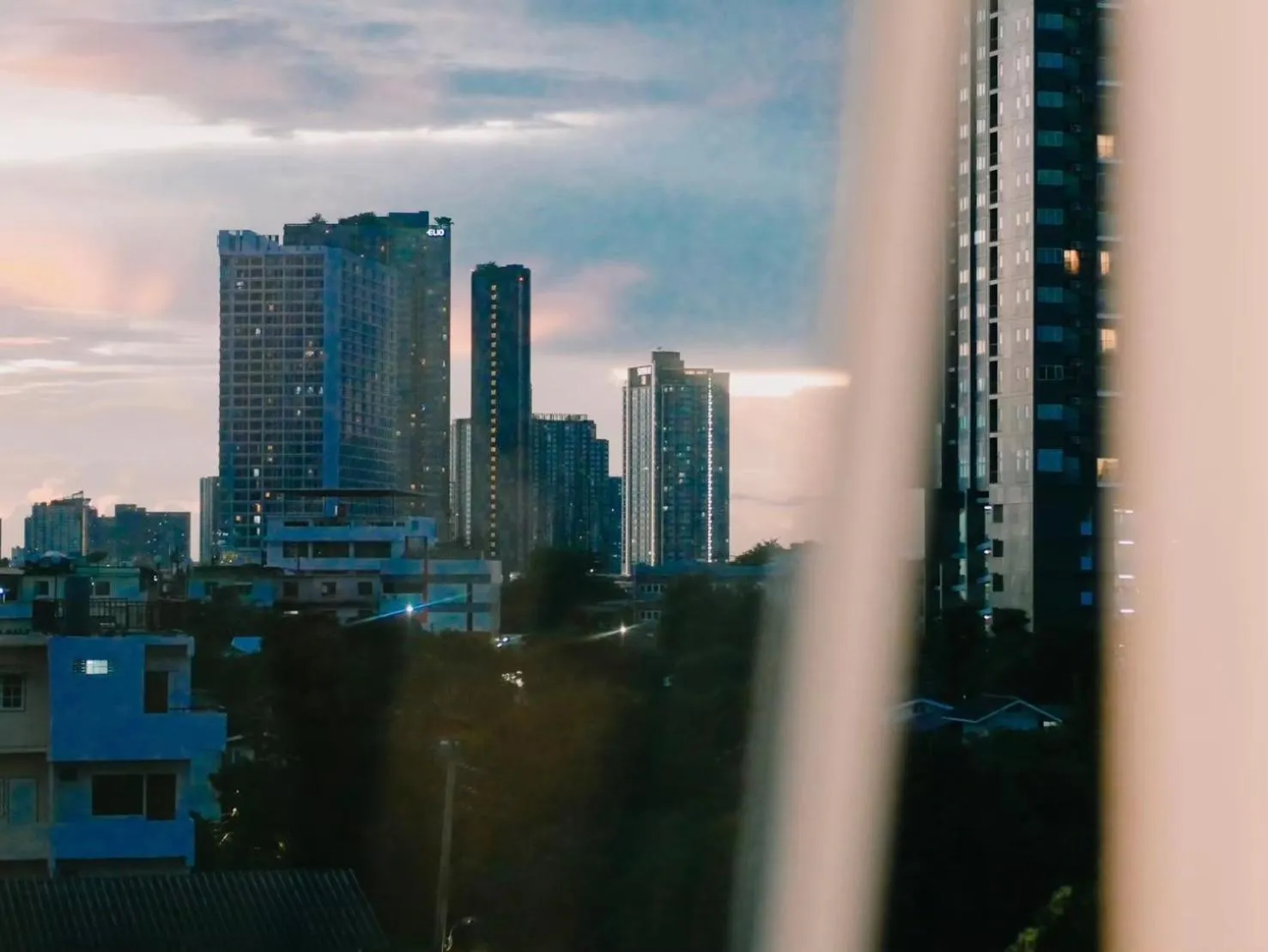 The Giftown Bangkok, Talat Phlu