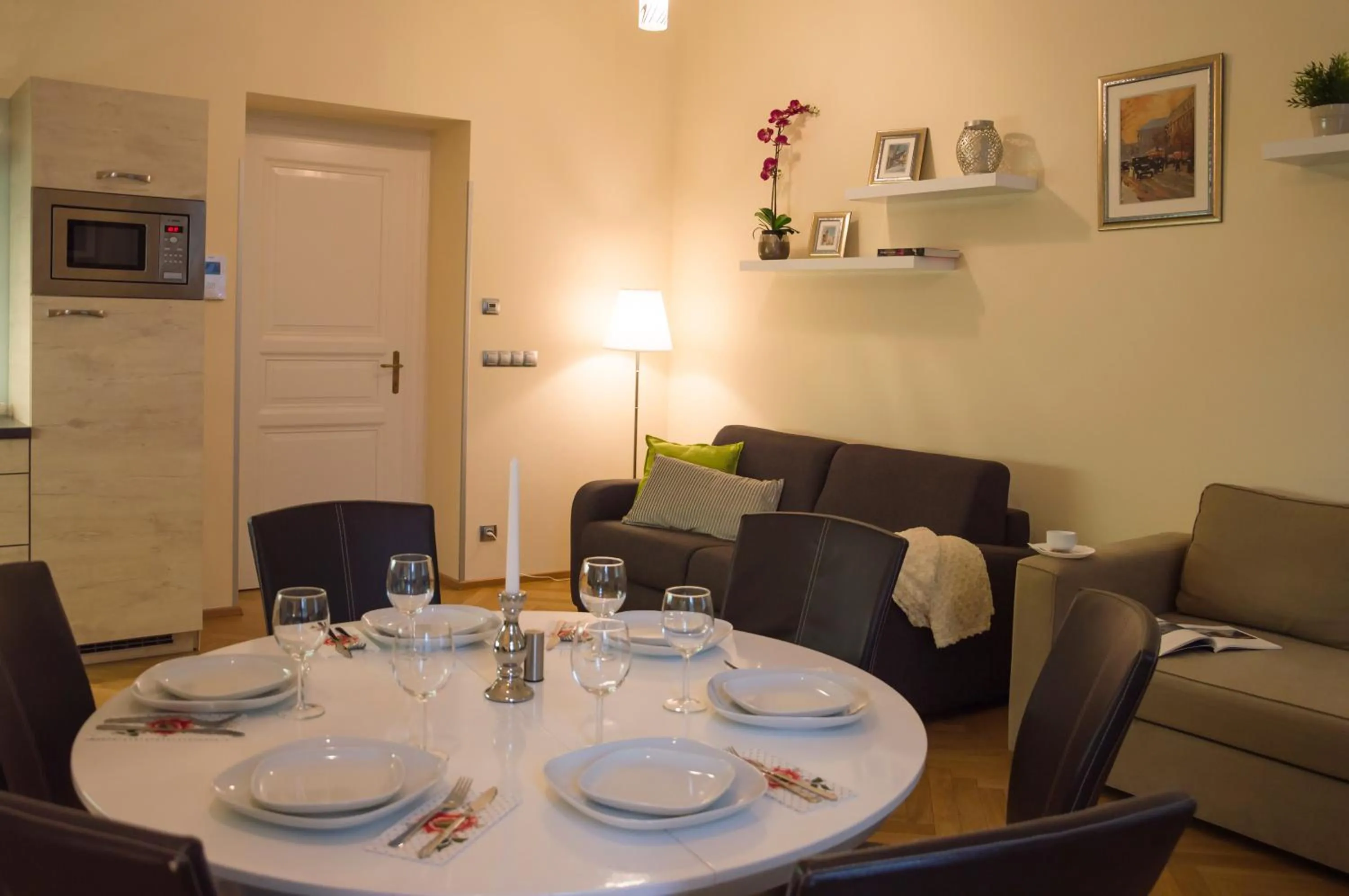 Modern Apartment Všehrdova