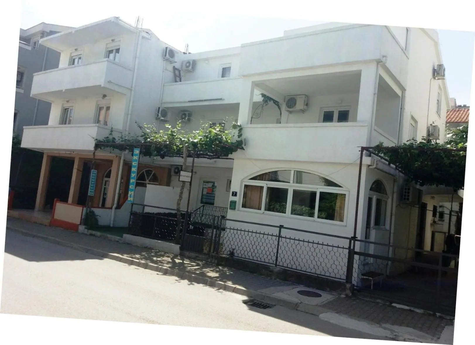 Property building in Mirko Apartments Budva