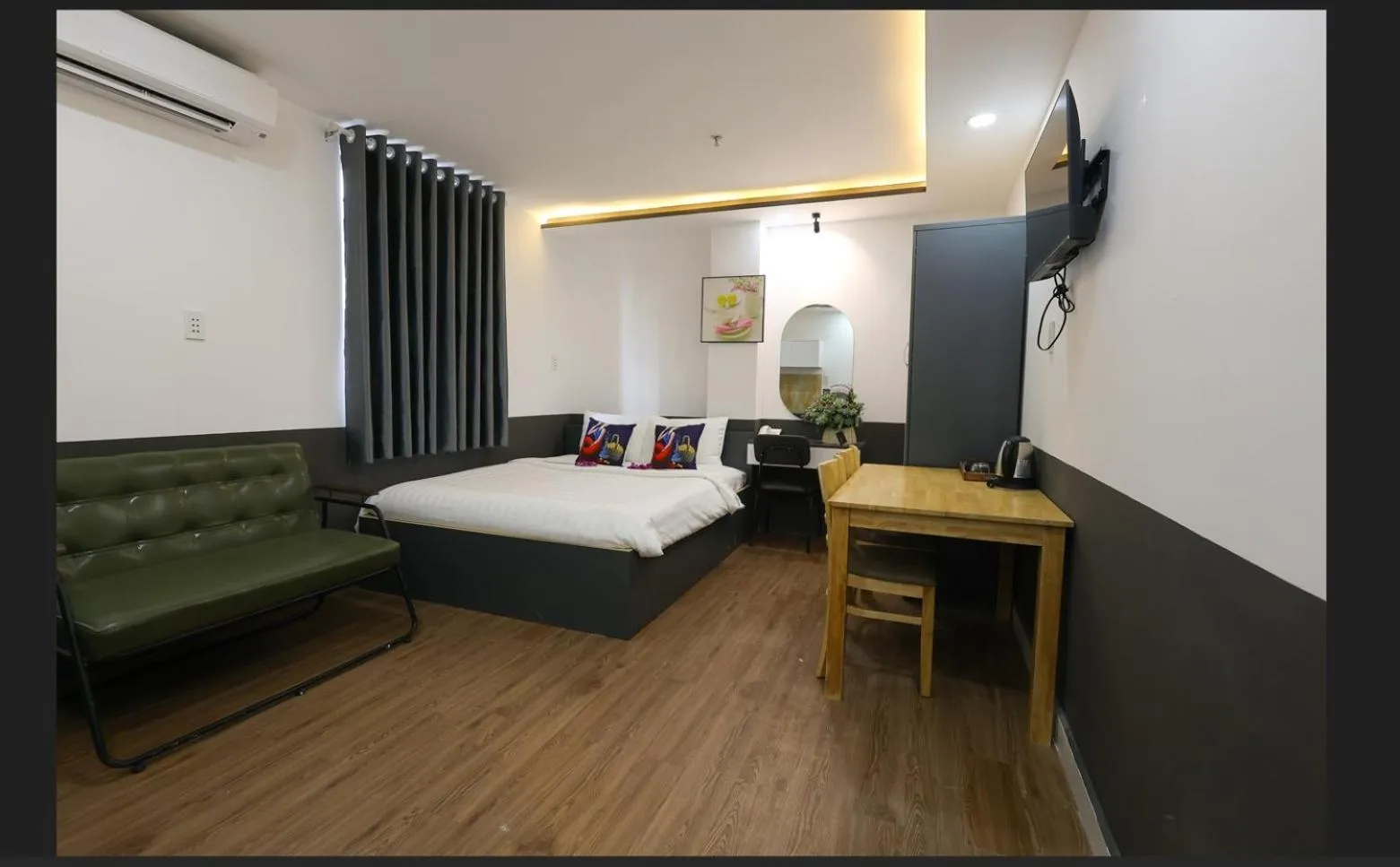 Bed in Ruby Star Hotel Nam Quoc Cang