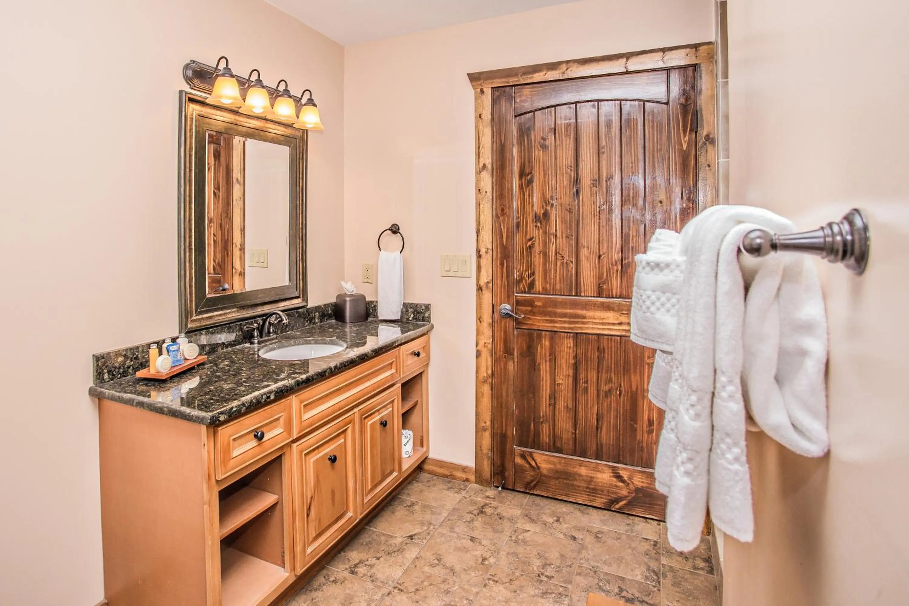 Bathroom in The Lodges of the Great Smoky Mountains