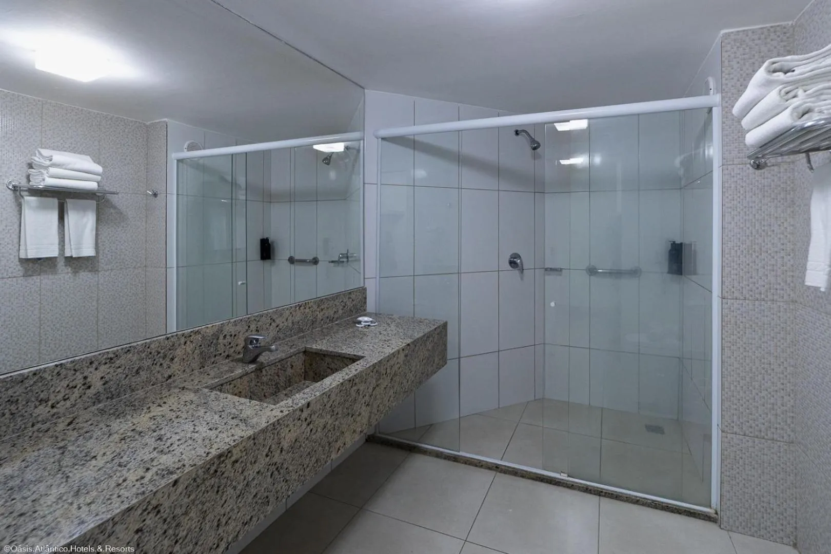 Bathroom in Oasis Imperial & Fortaleza