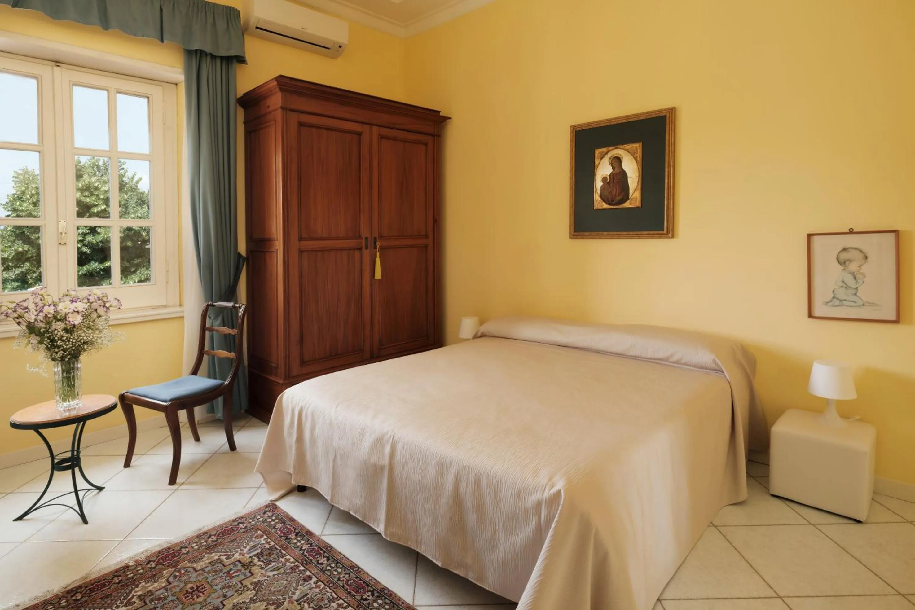 Bed in Casa Consalvo B&b