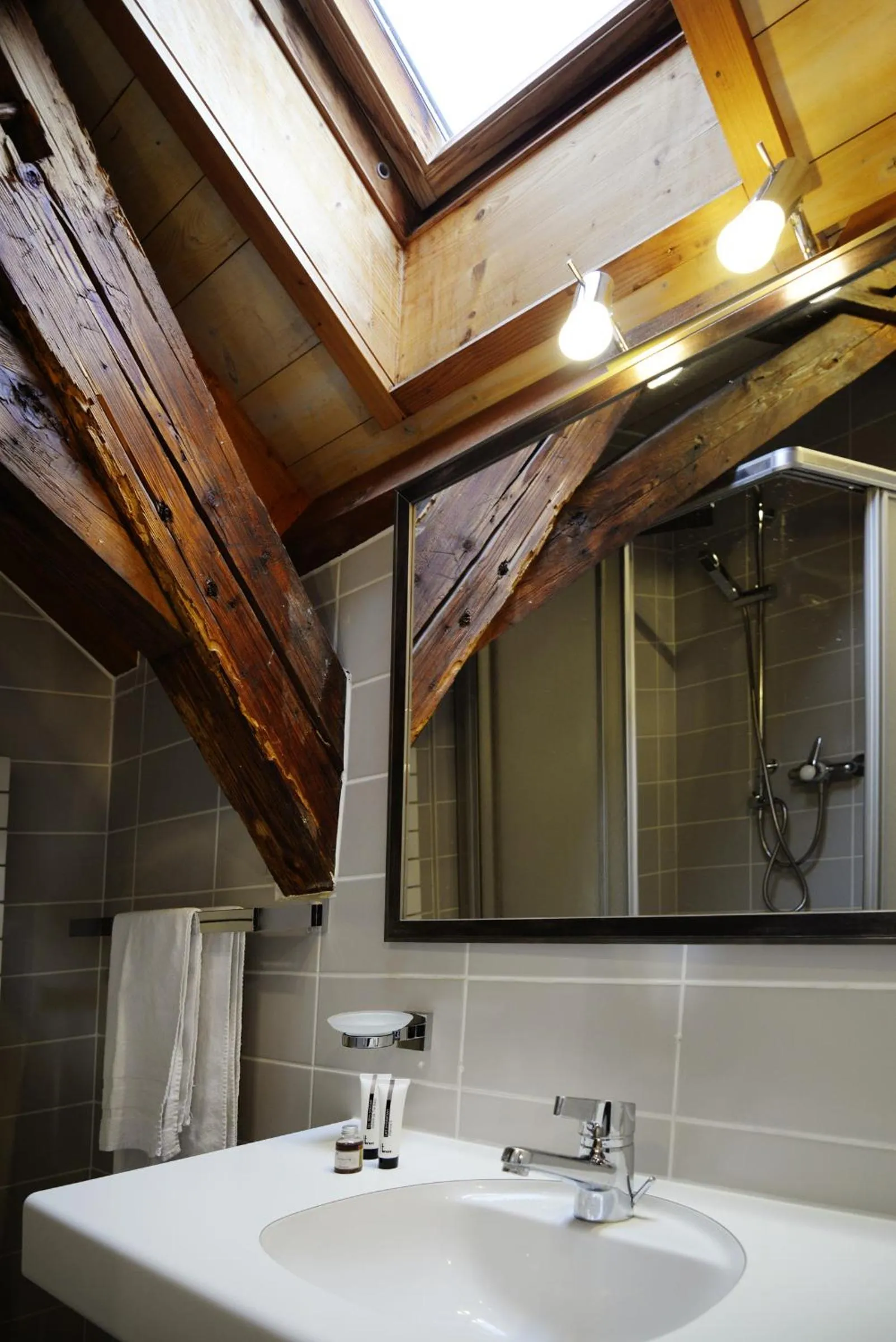 Bathroom in Auberge Communale de Carouge