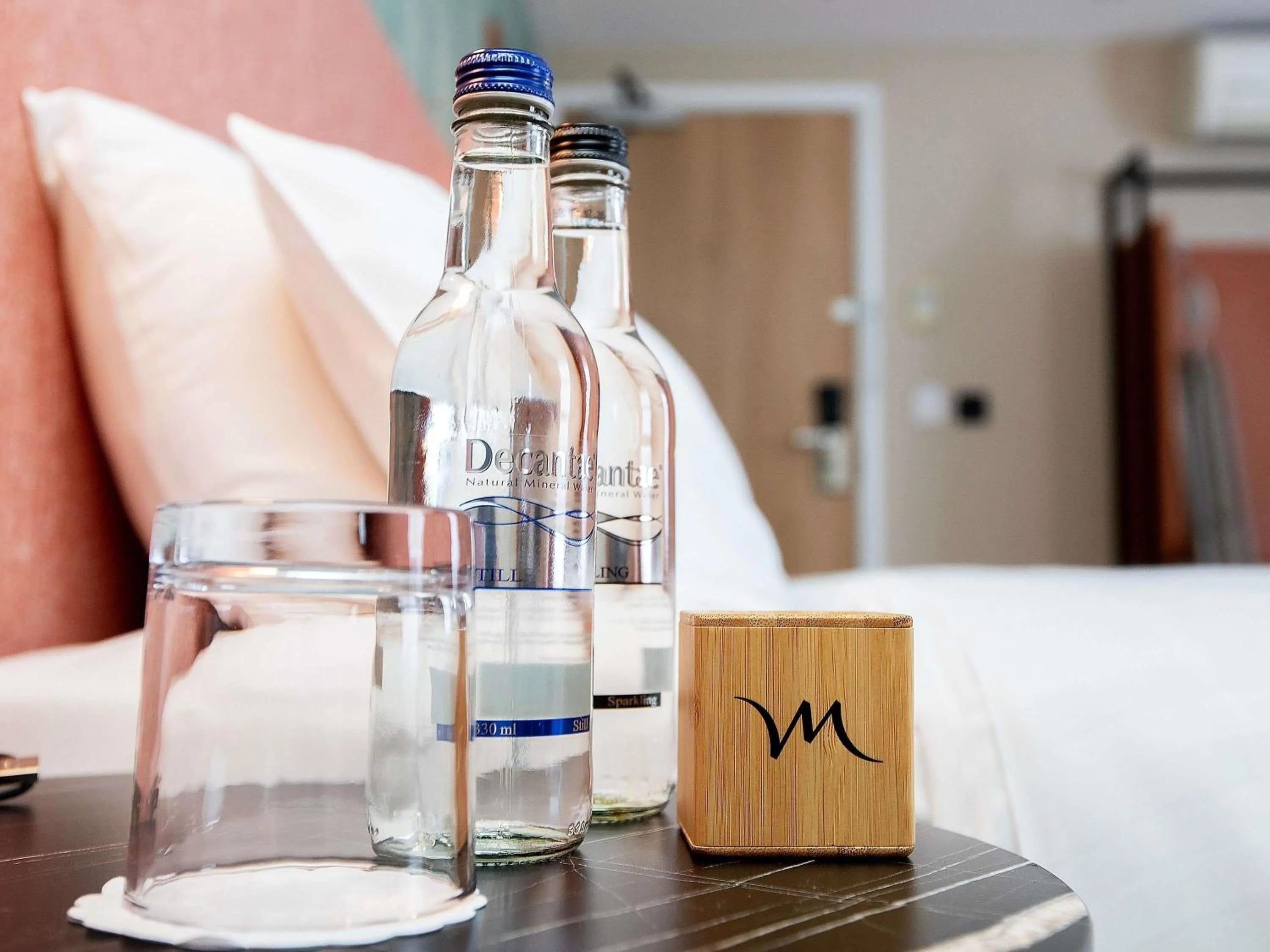 Bedroom, Bed in Mercure Thurrock Stifford Hall