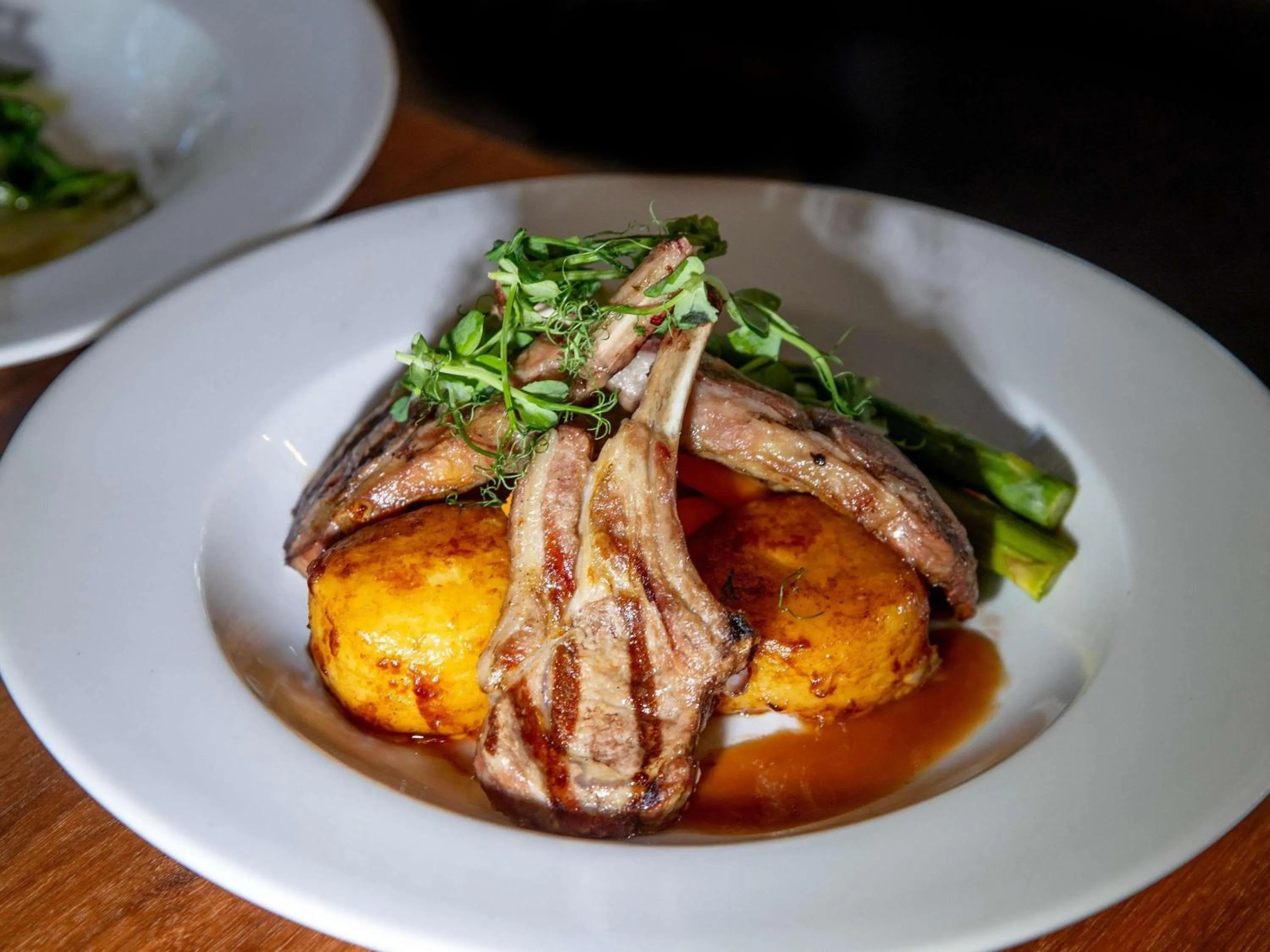 Restaurant/places to eat in Mercure Thurrock Stifford Hall