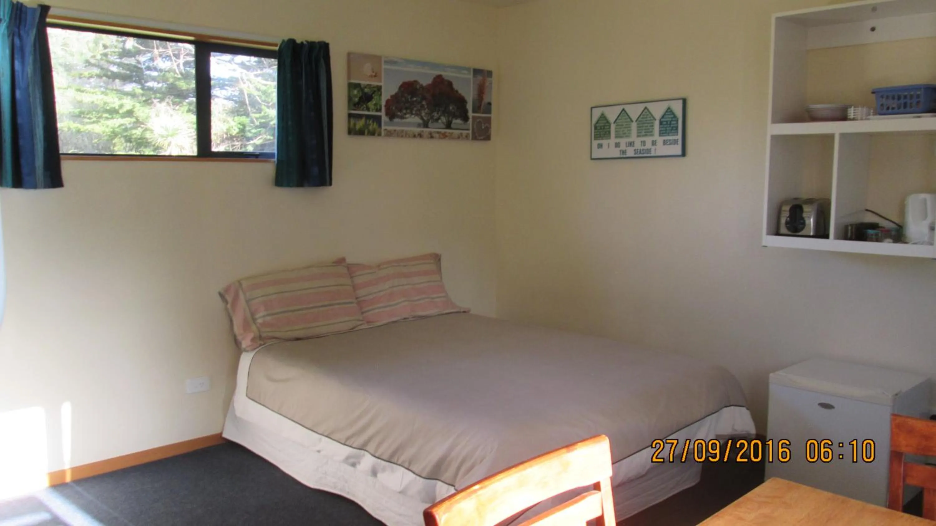 Photo of the whole room in Catlins Newhaven Holiday Park