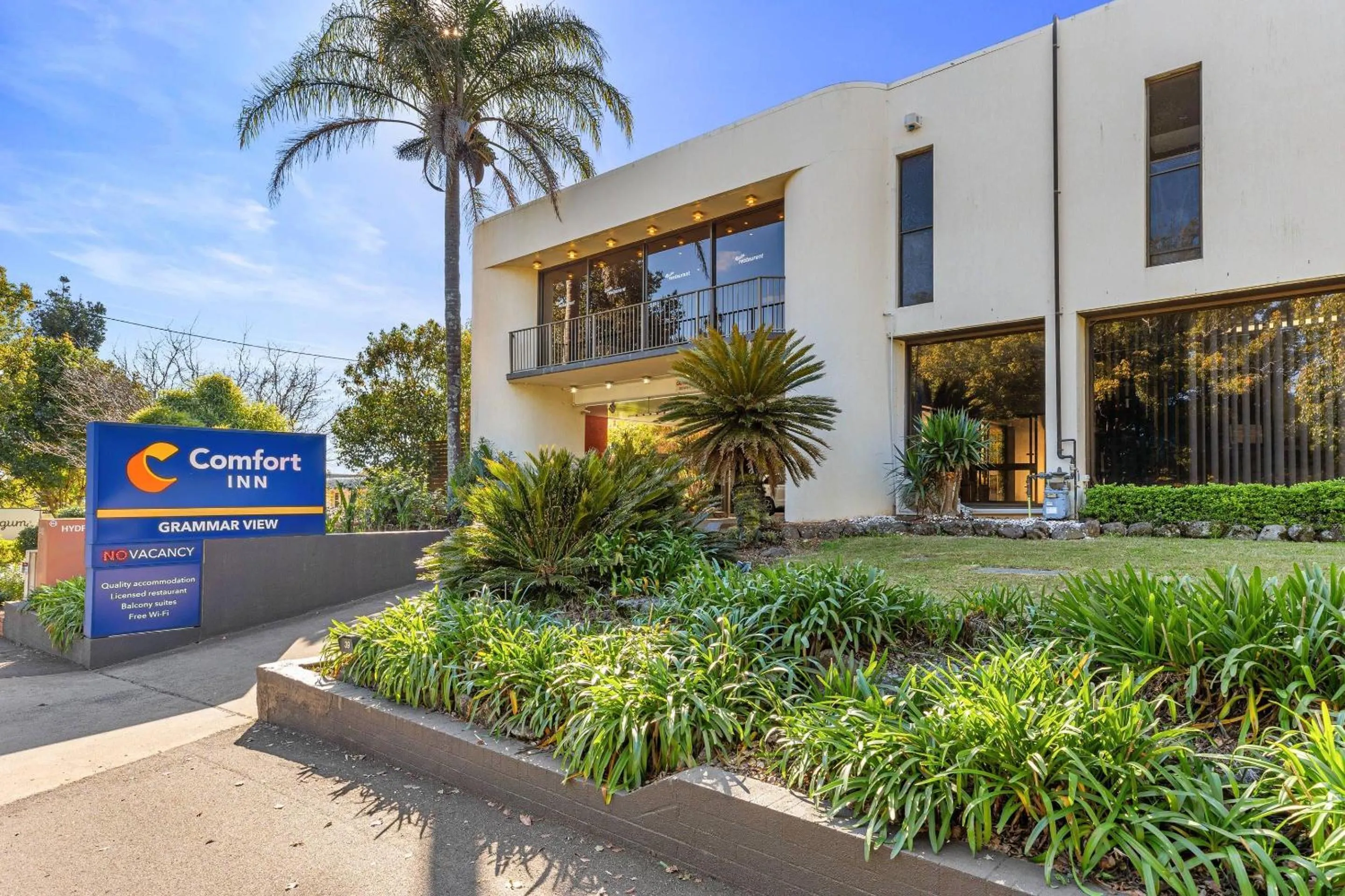Property building in Comfort Inn Grammar View