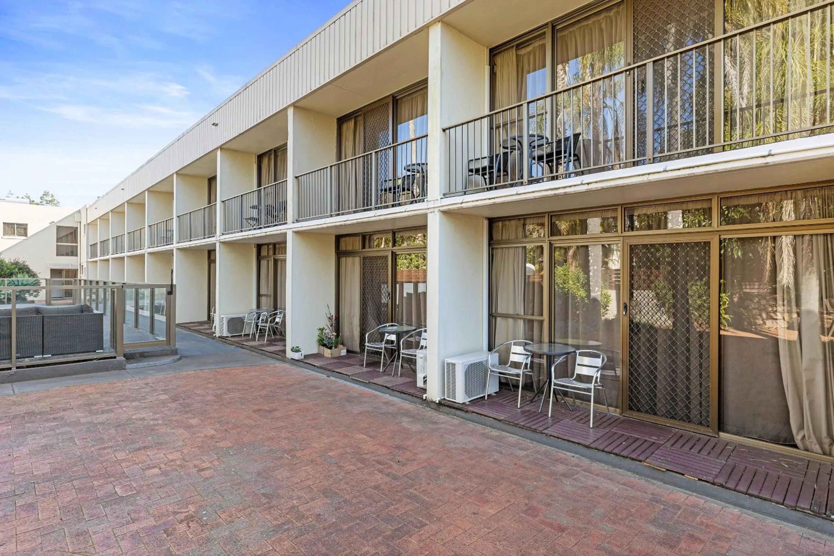 Property building in Comfort Inn Grammar View