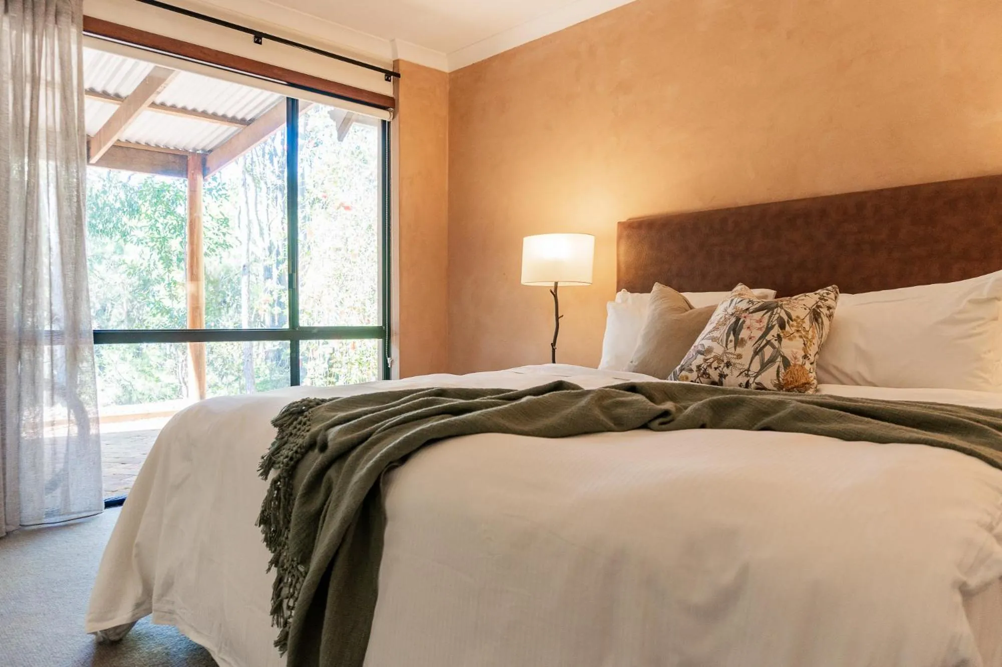 Bed in Forest Rise Chalets and Lodge