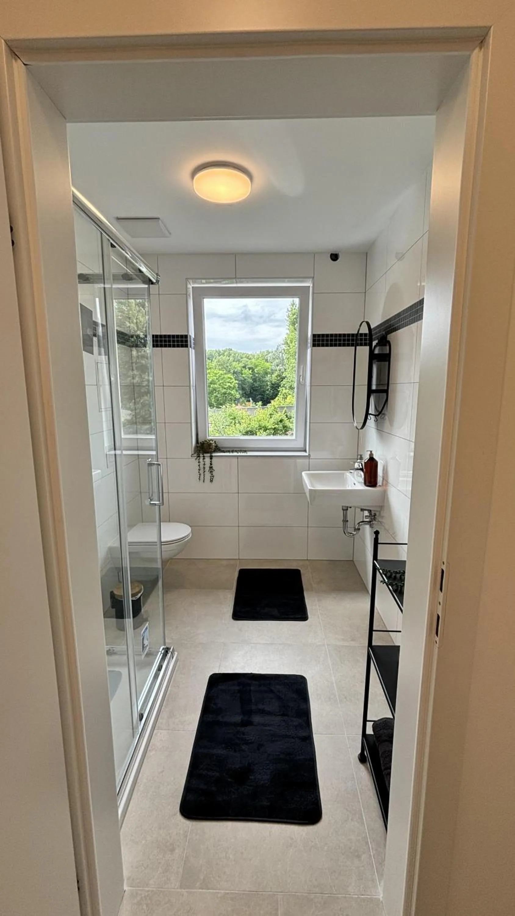 Shower in Langenzersdorf Apartment