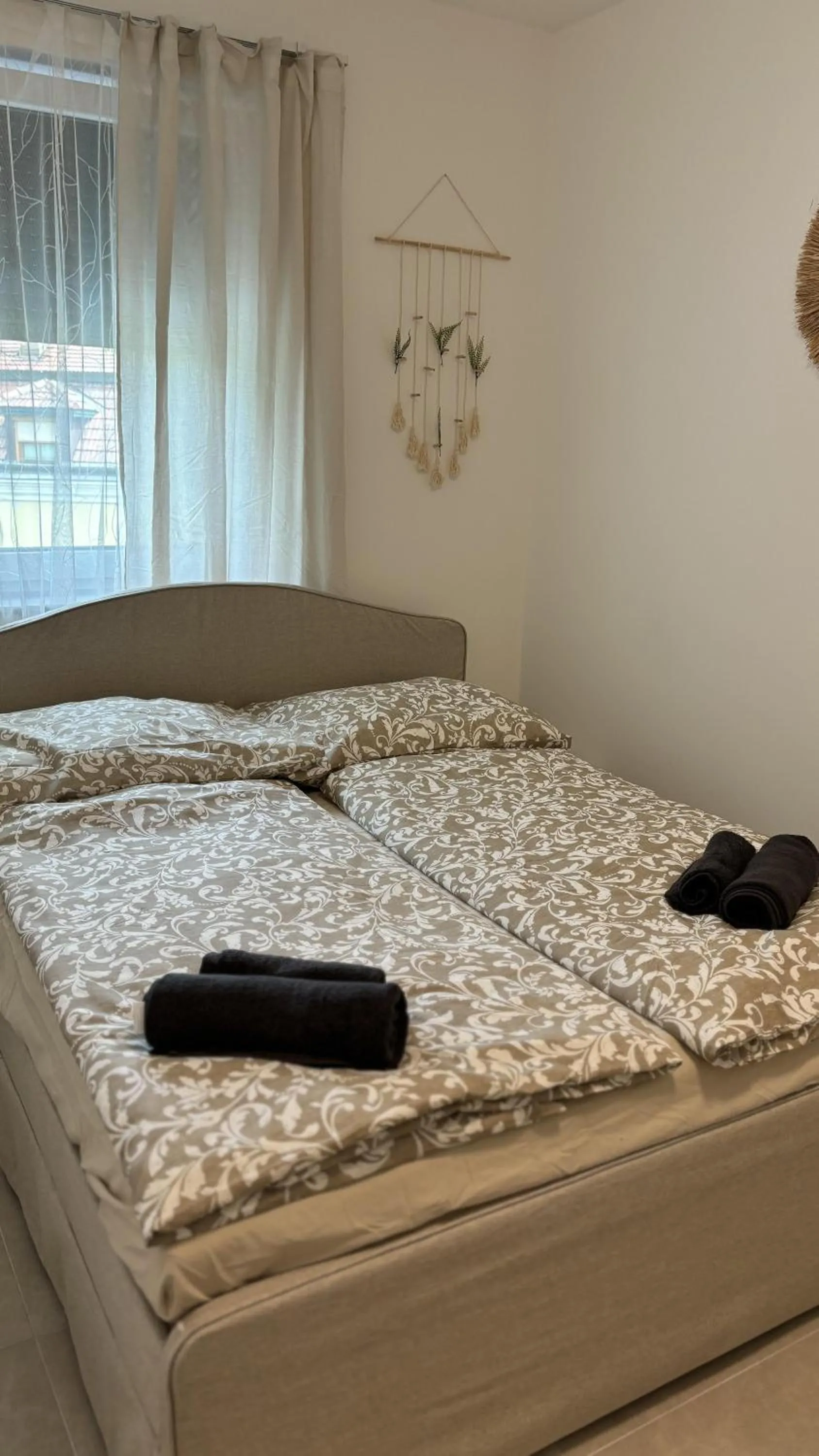 Bed in Langenzersdorf Apartment