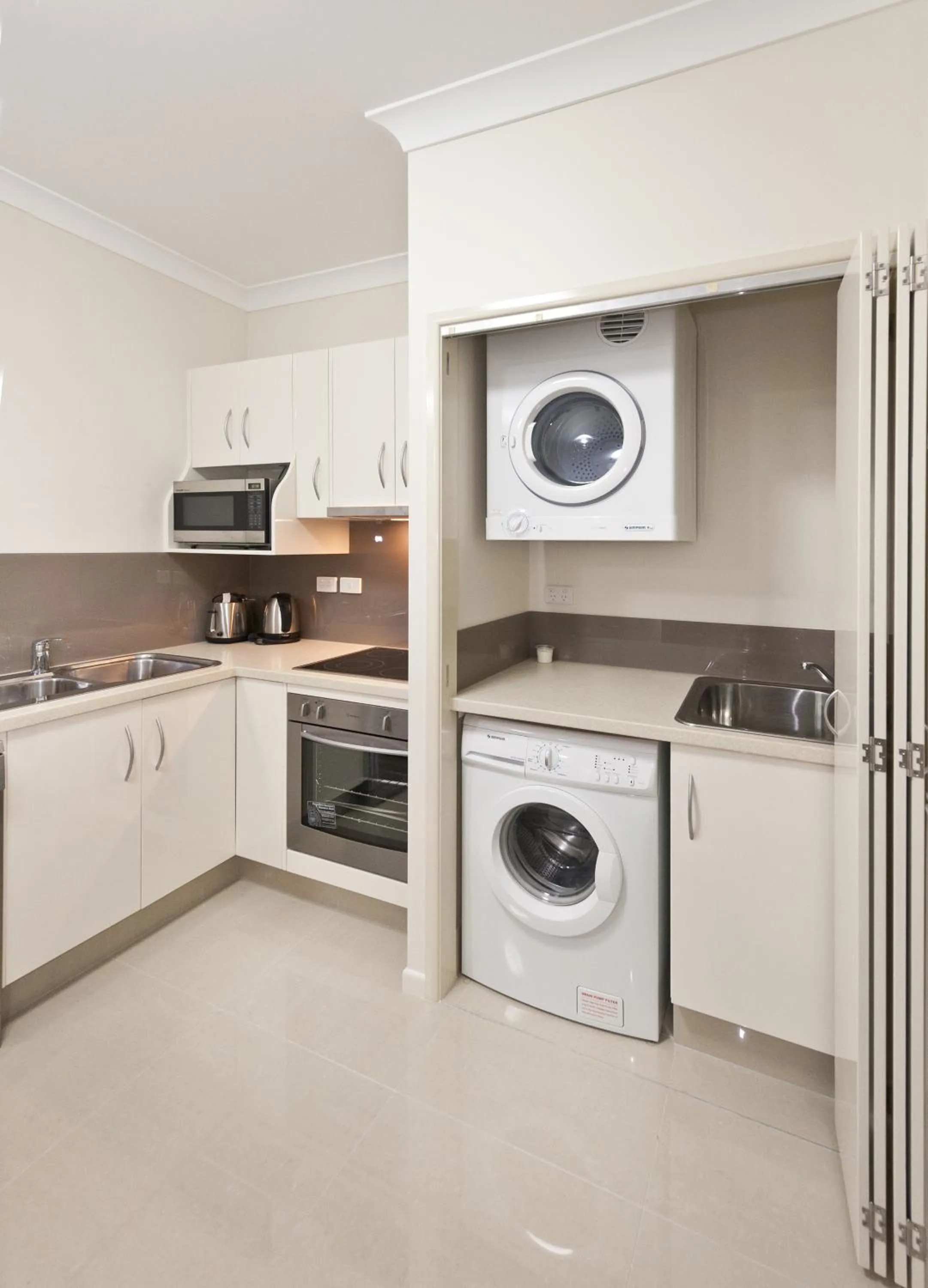 Kitchen or kitchenette in Apartments on Palmer