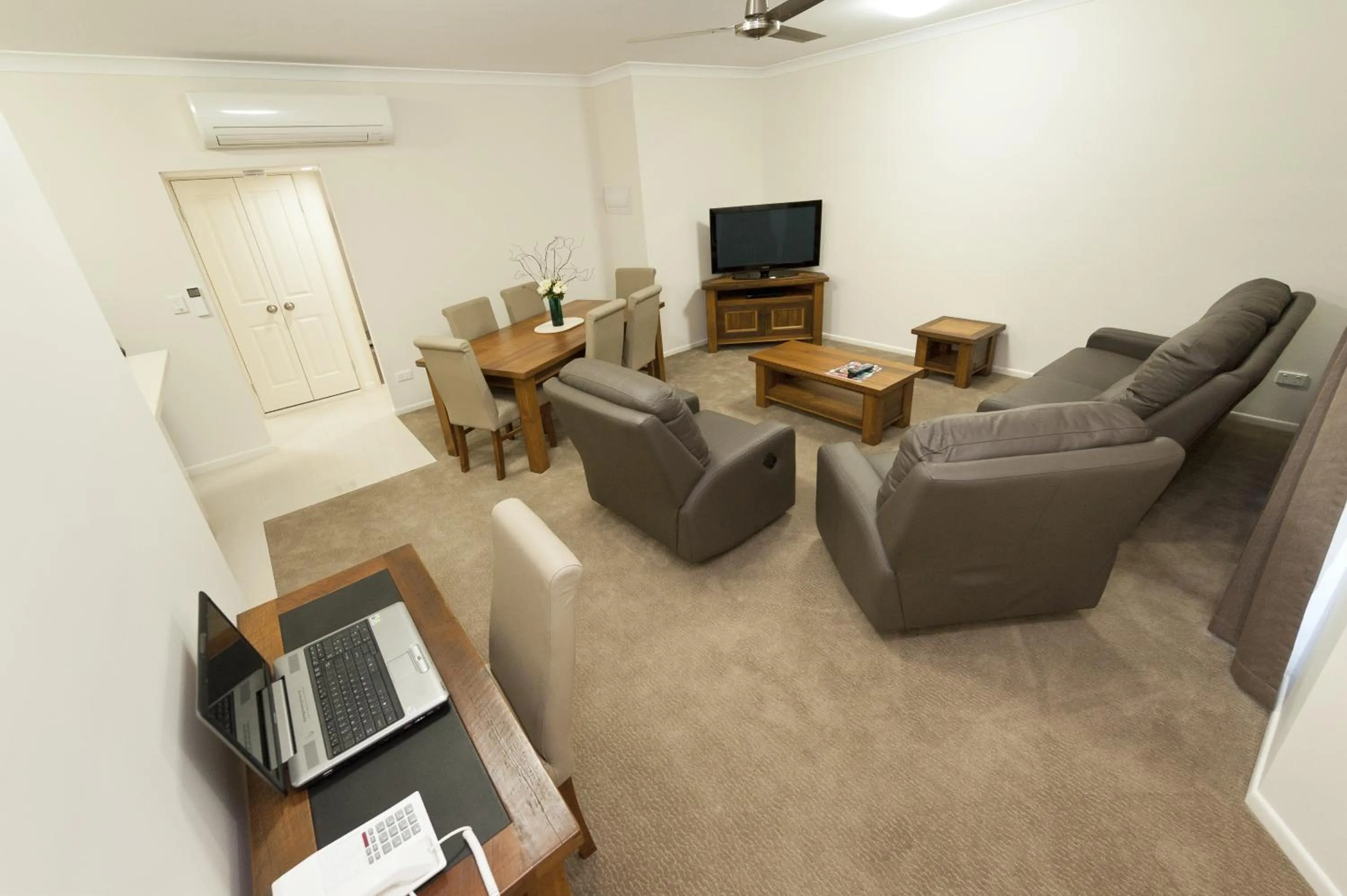 Living room in Apartments on Palmer