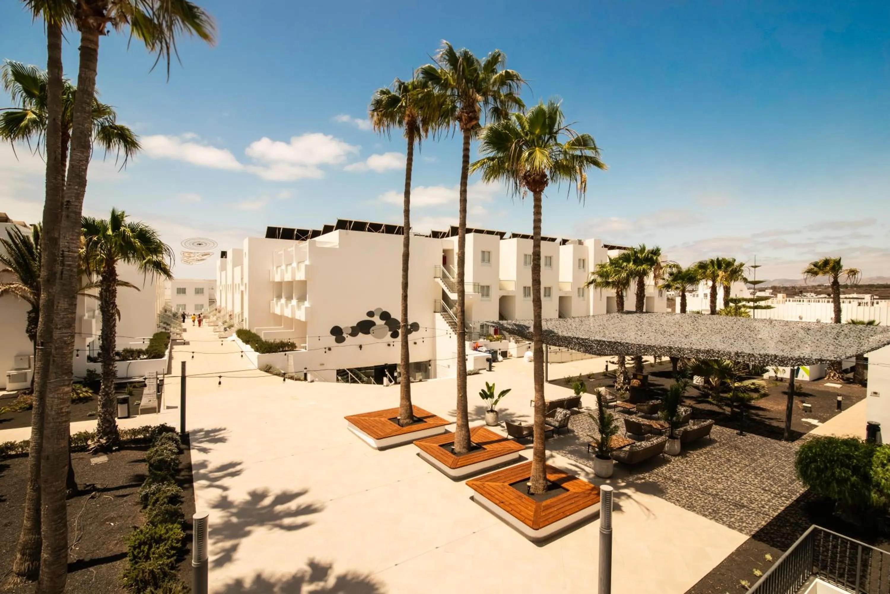Area and facilities in Aequora Lanzarote Suites