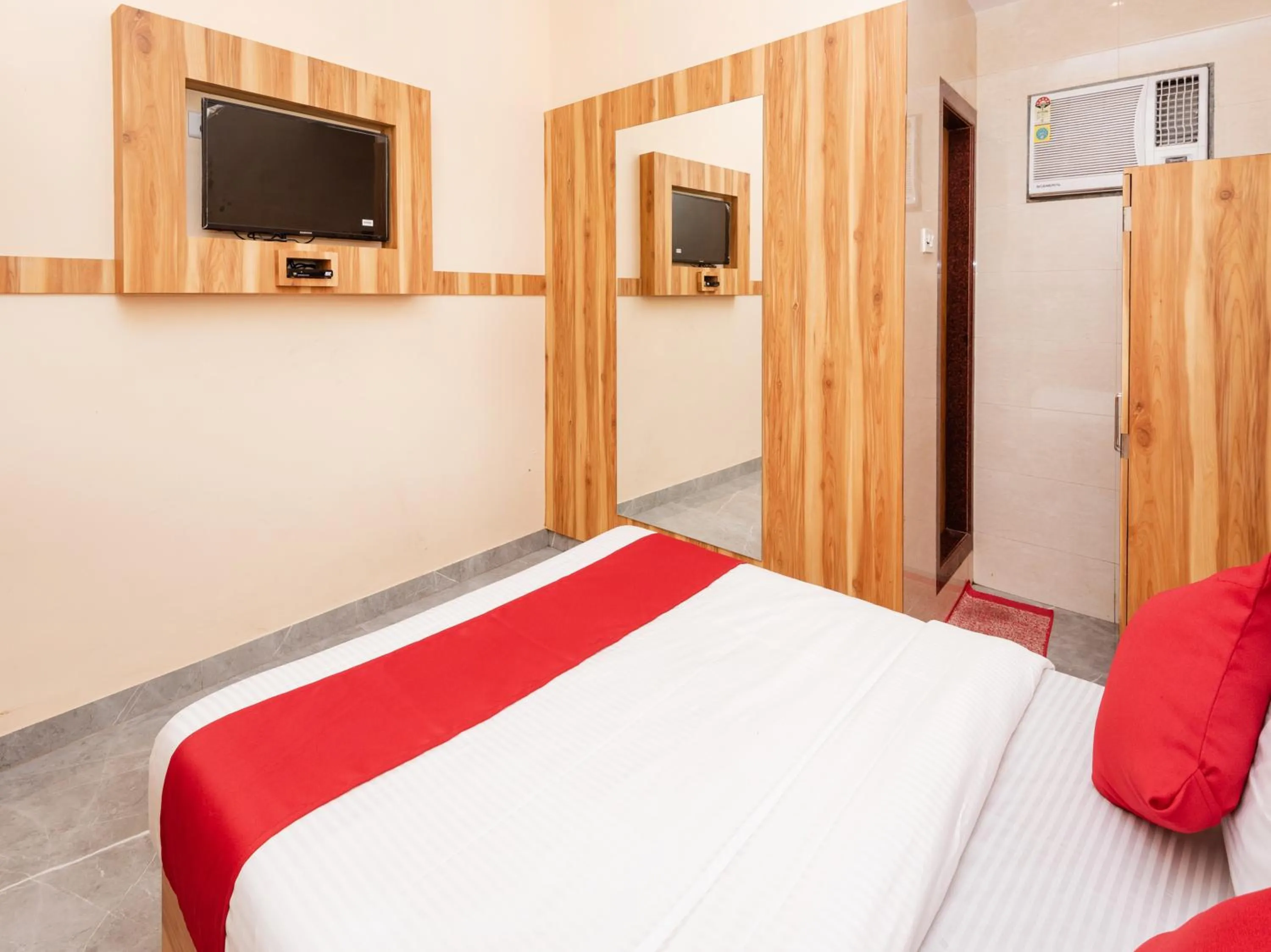 Bed in Hotel Al Moazin