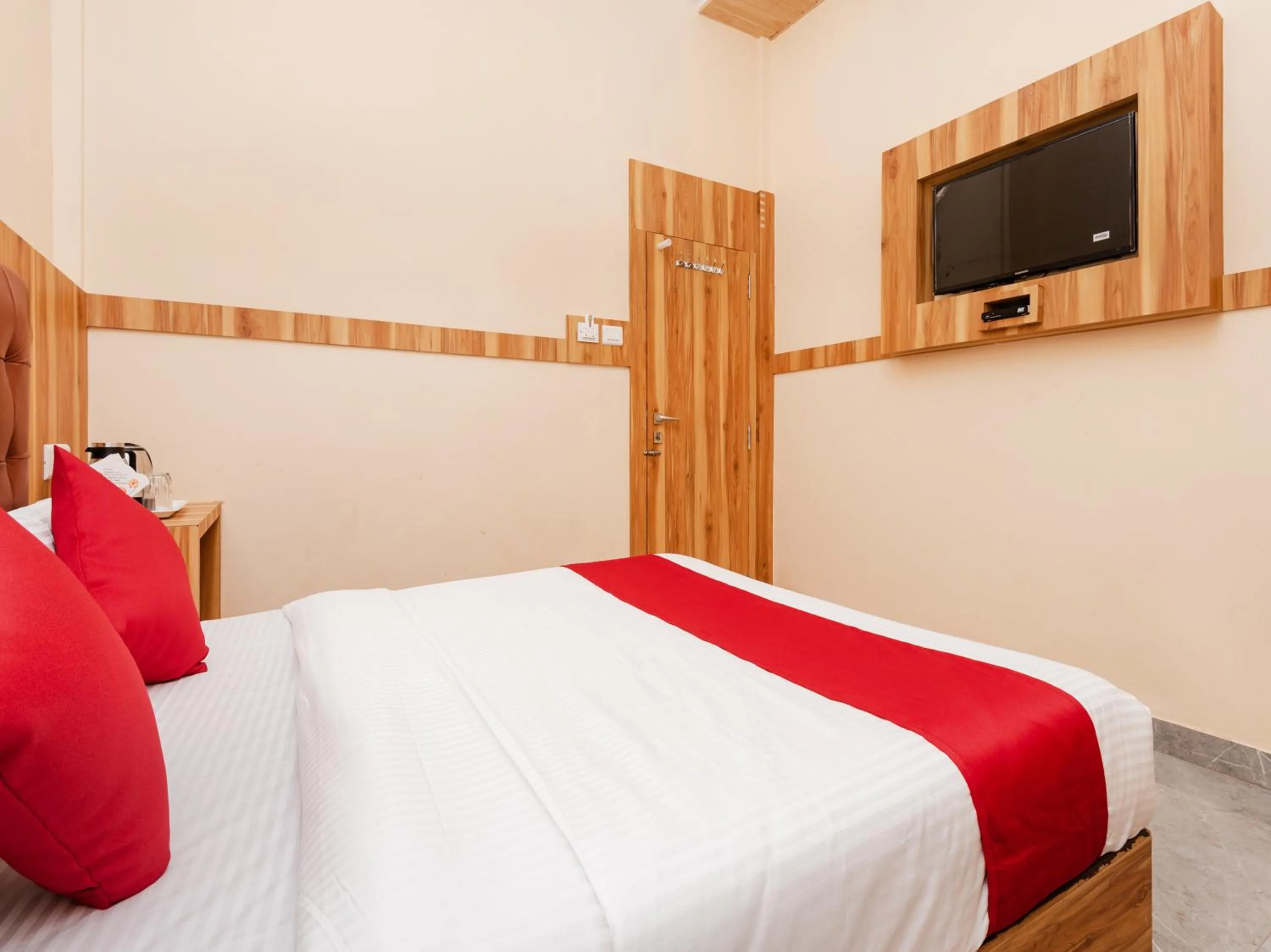 Bed in Hotel Al Moazin