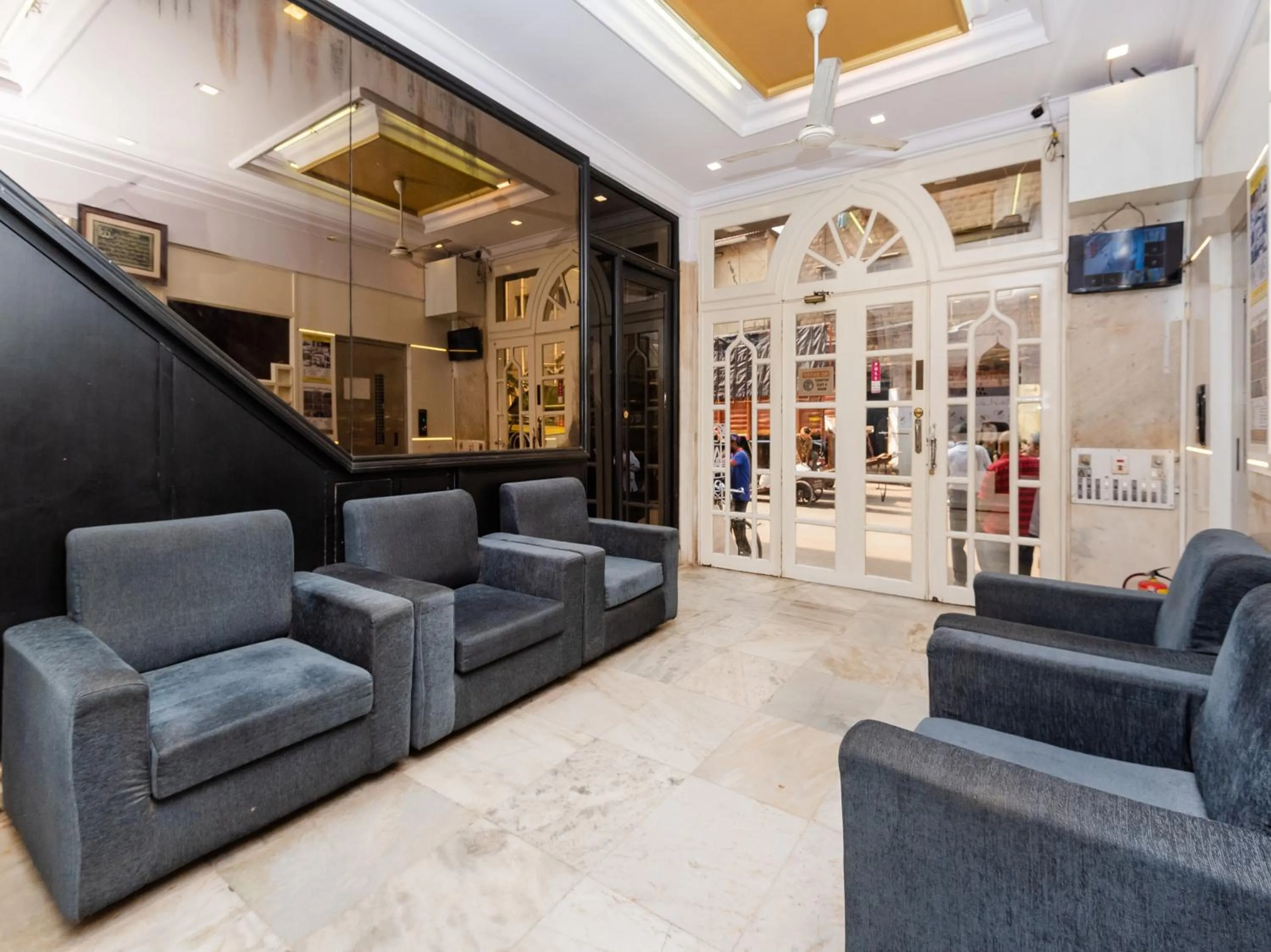 Lobby or reception in Hotel Al Moazin