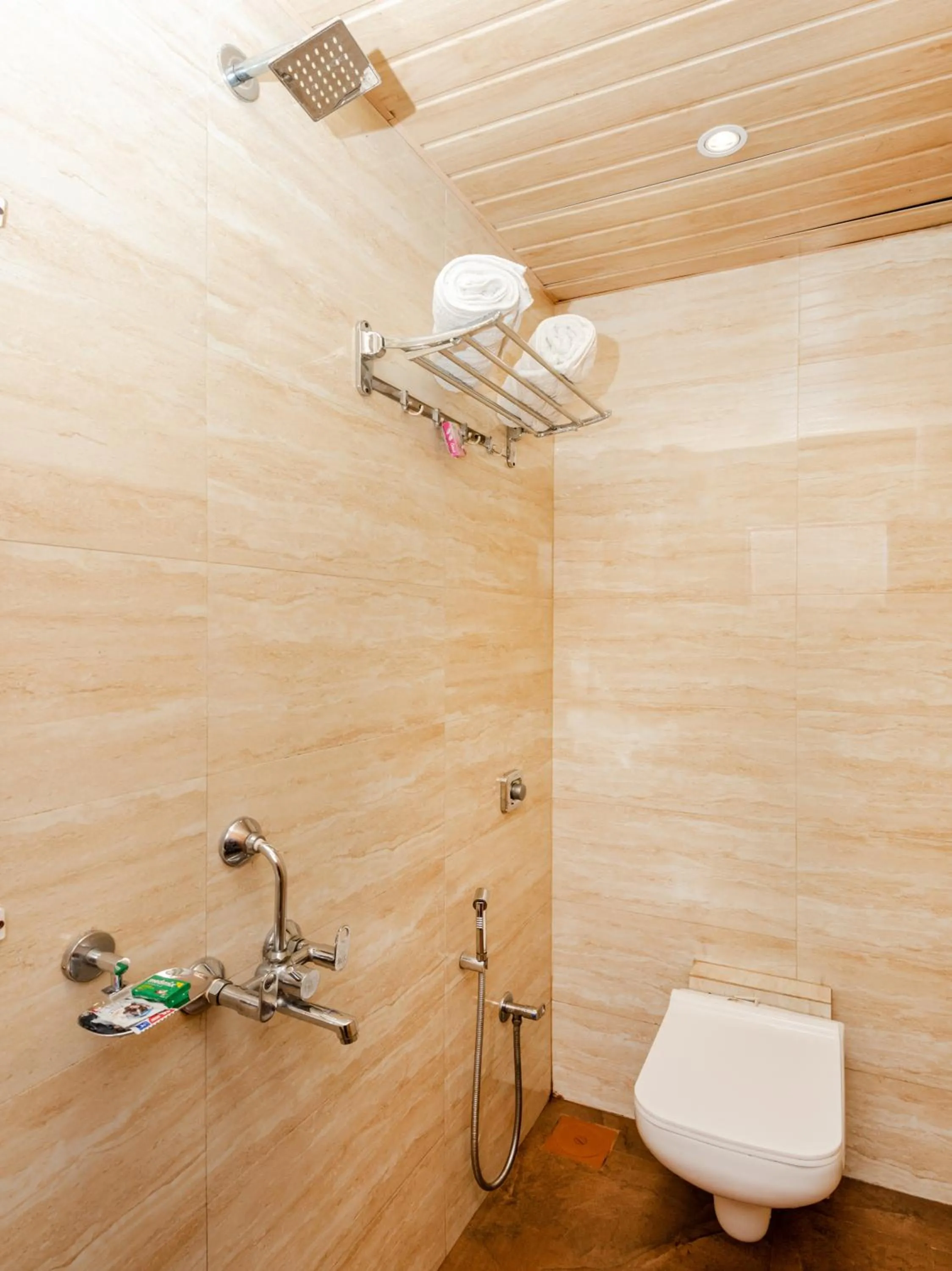 Bathroom in Hotel Al Moazin