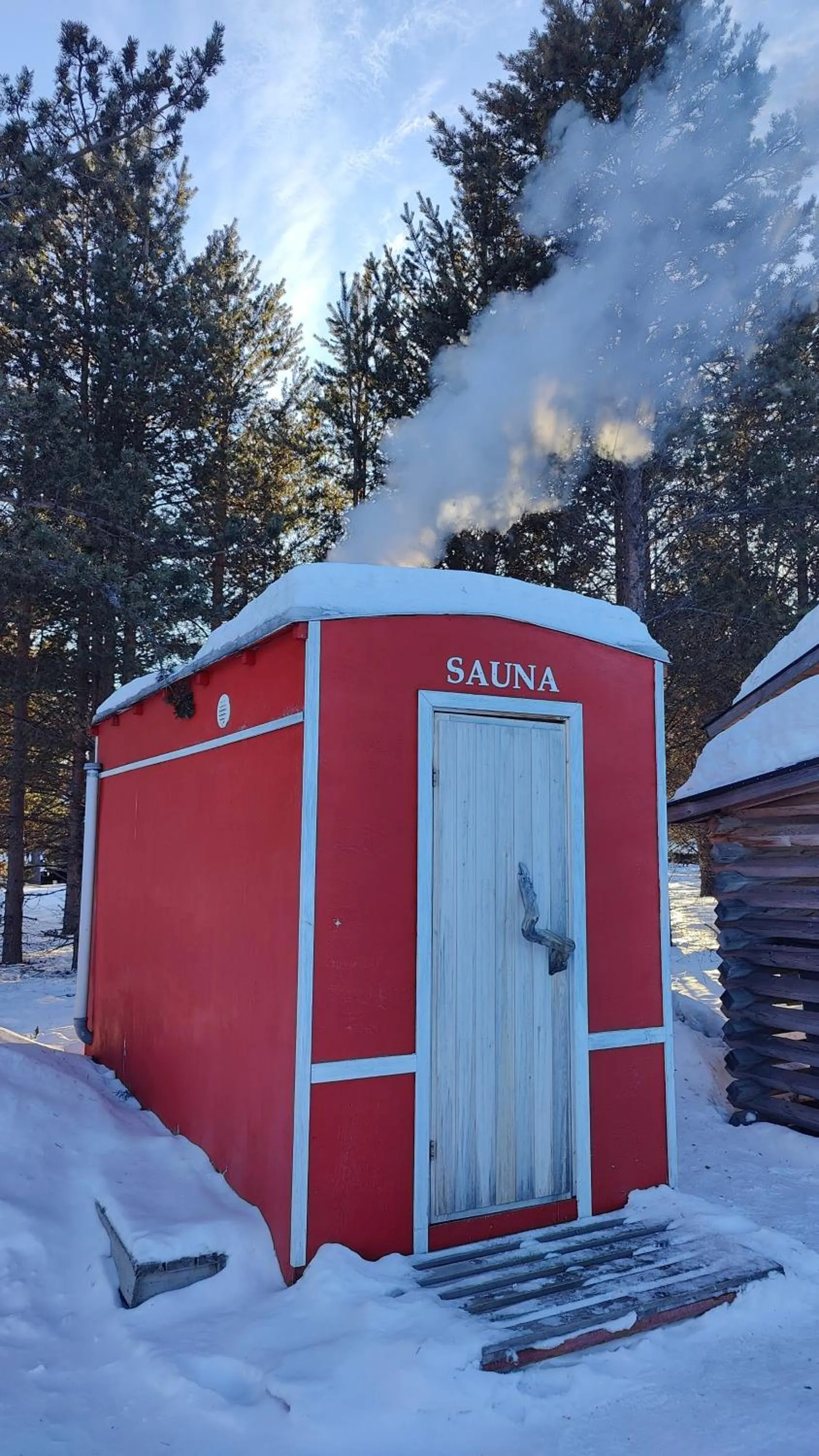 Lake Inari Mobile Cabins
