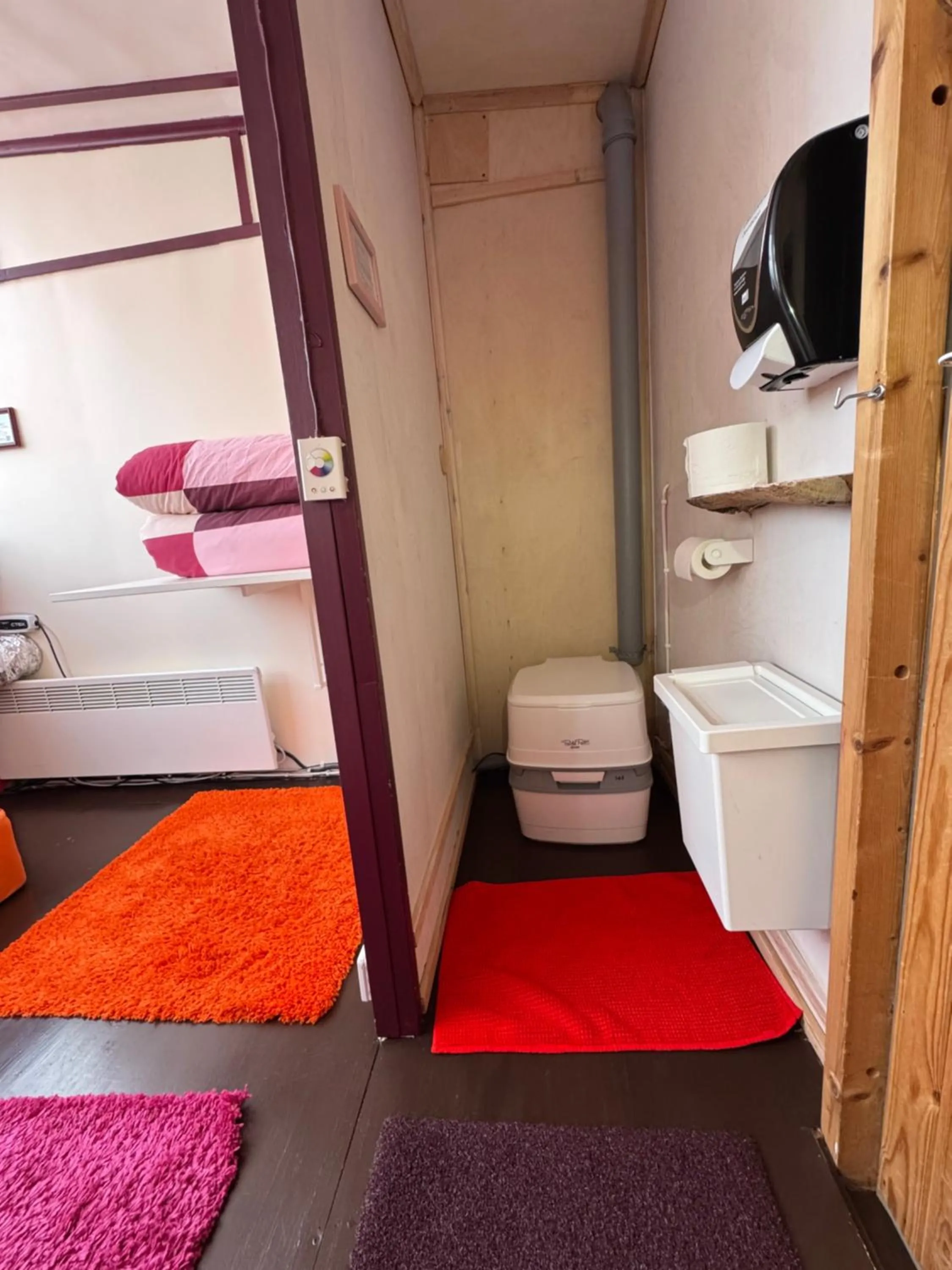 Bed in Lake Inari Mobile Cabins