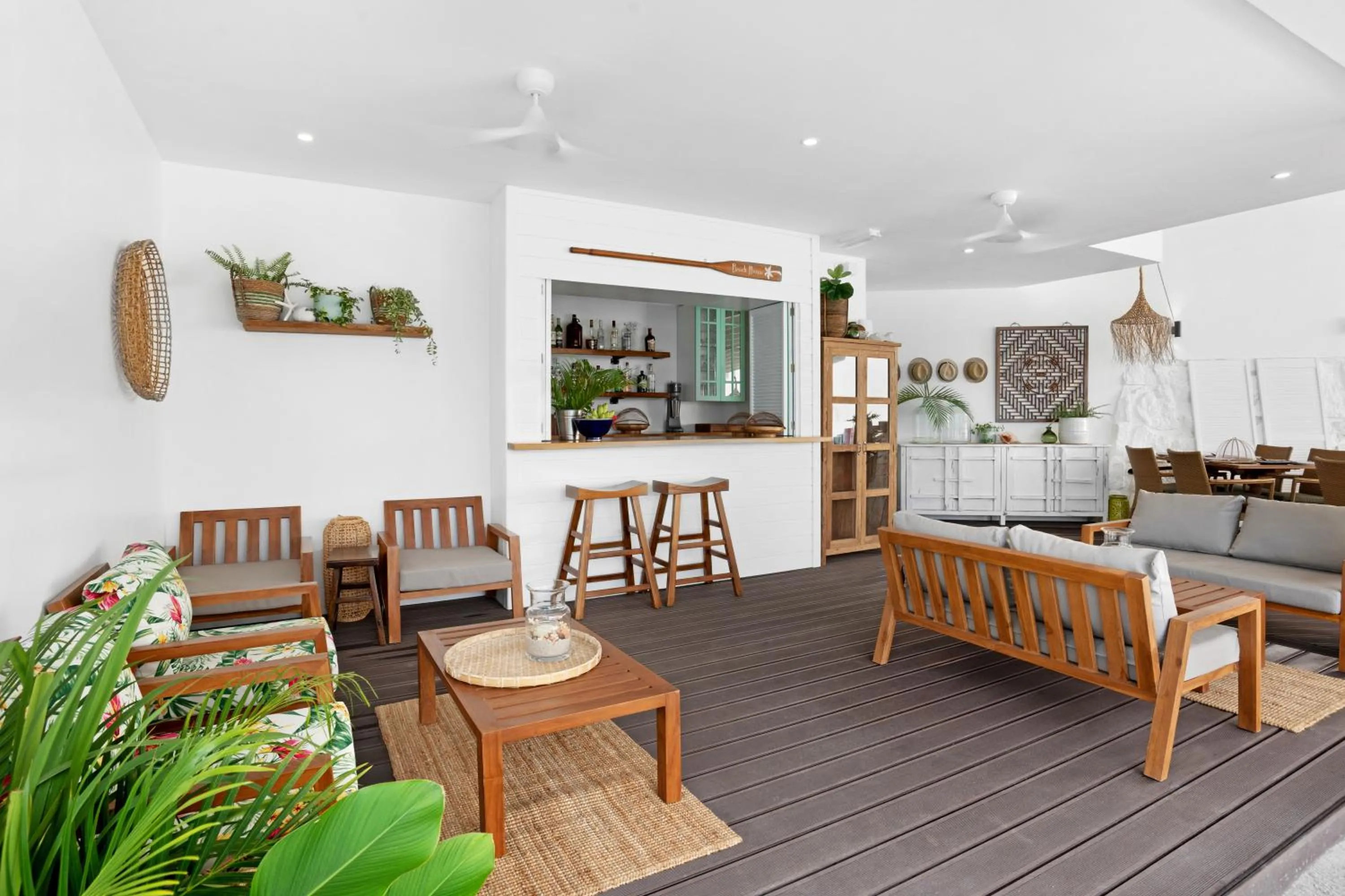 Restaurant/places to eat in The Bay Seychelles Boutique Hotel and Apartments