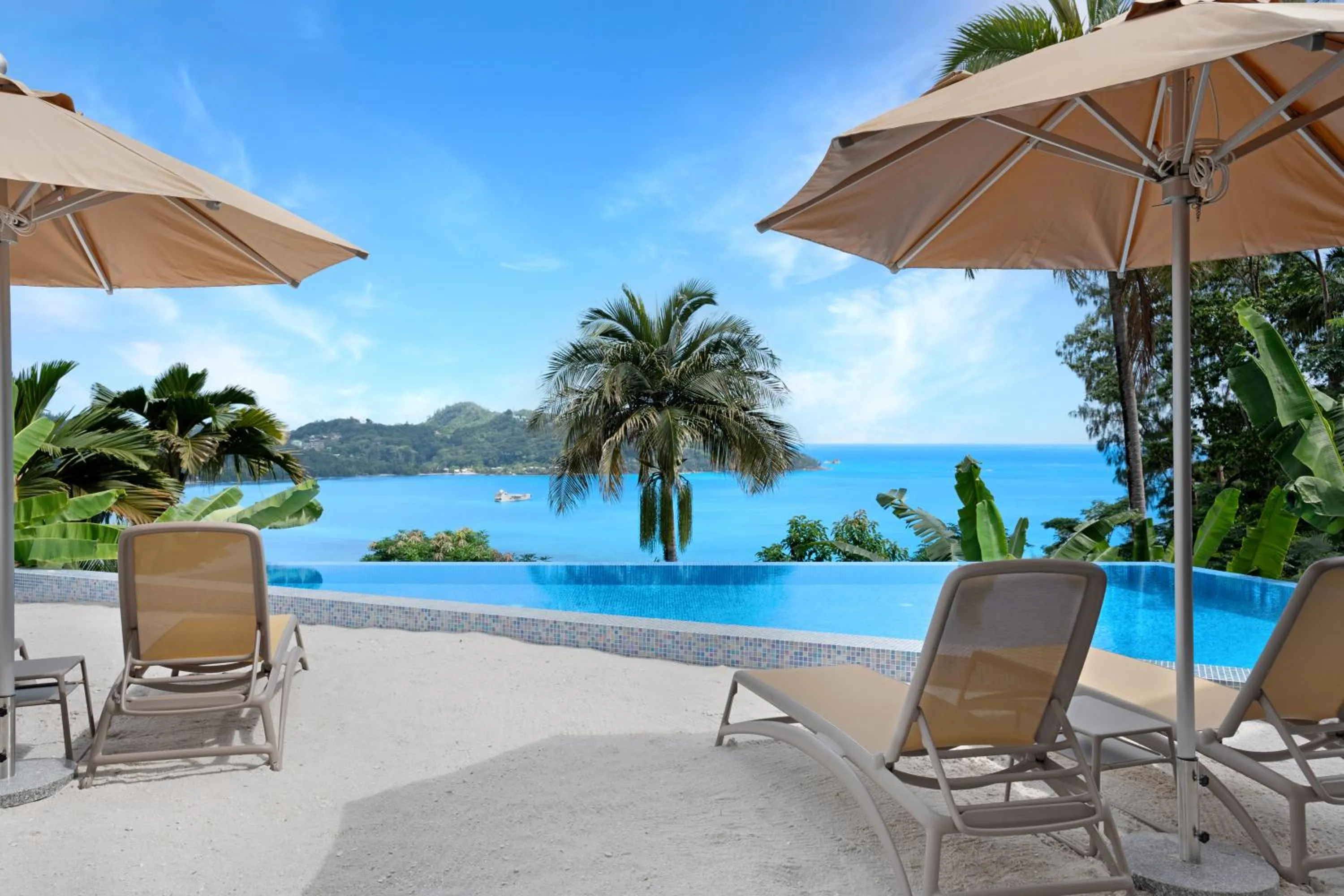 Mountain view in The Bay Seychelles Boutique Hotel and Apartments