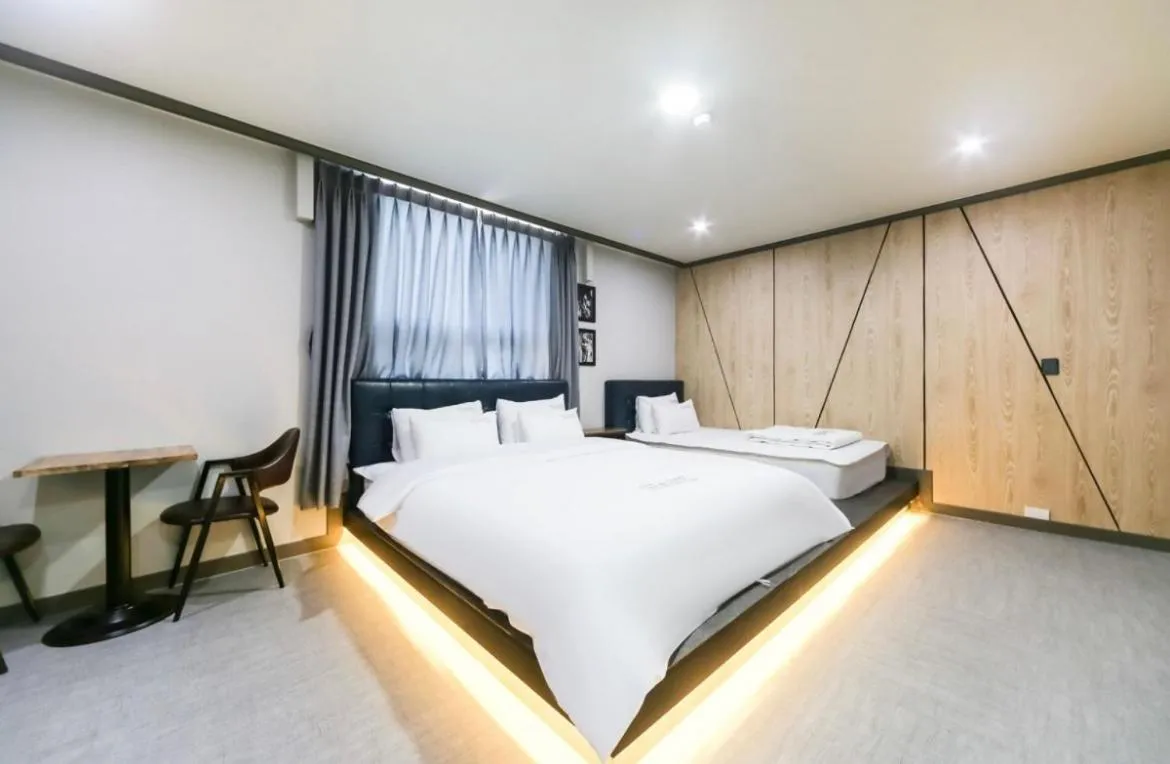 Bed in The Sharp Hotel