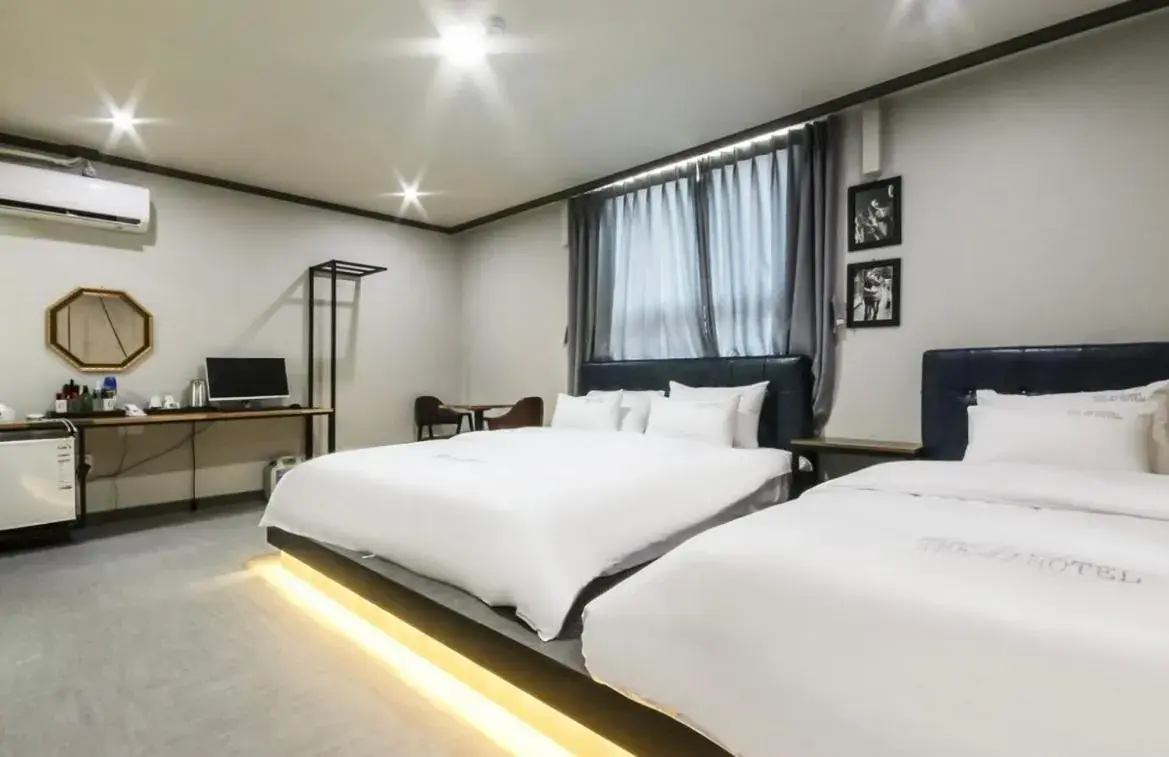 Twin Room in The Sharp Hotel Twin Room in The Sharp Hotel