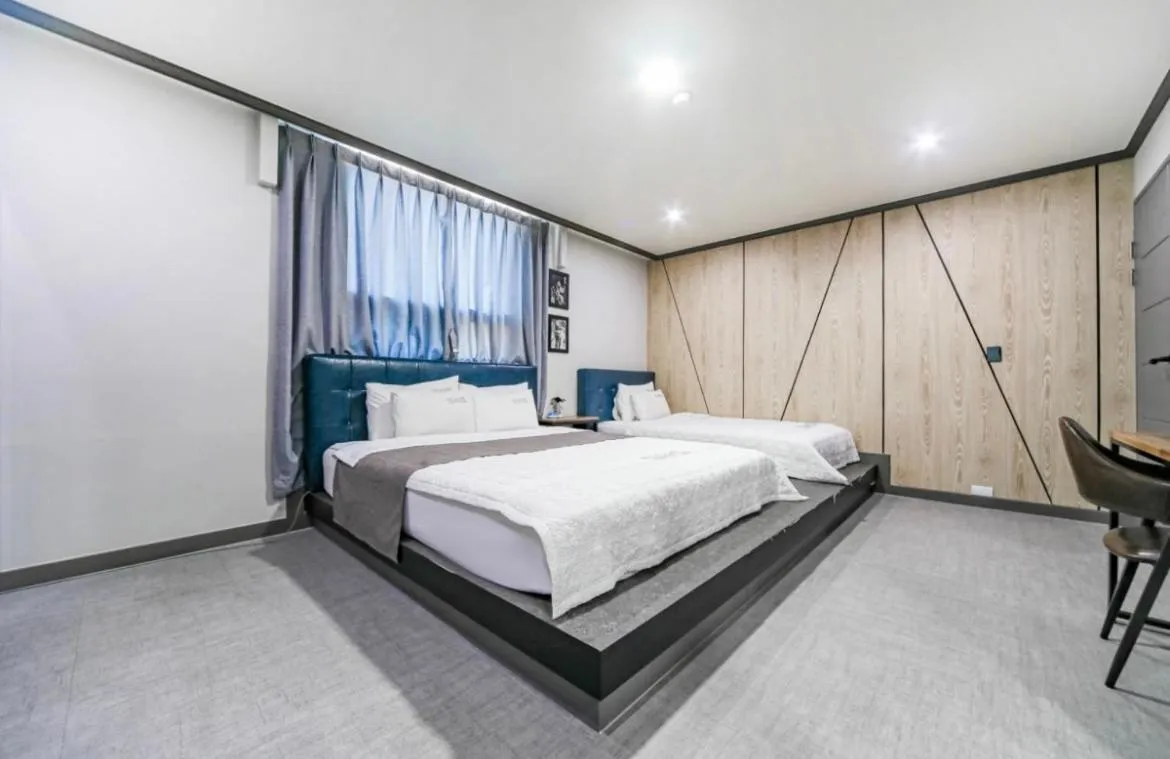 Bed in The Sharp Hotel