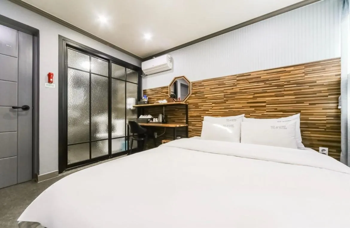 Bed in The Sharp Hotel