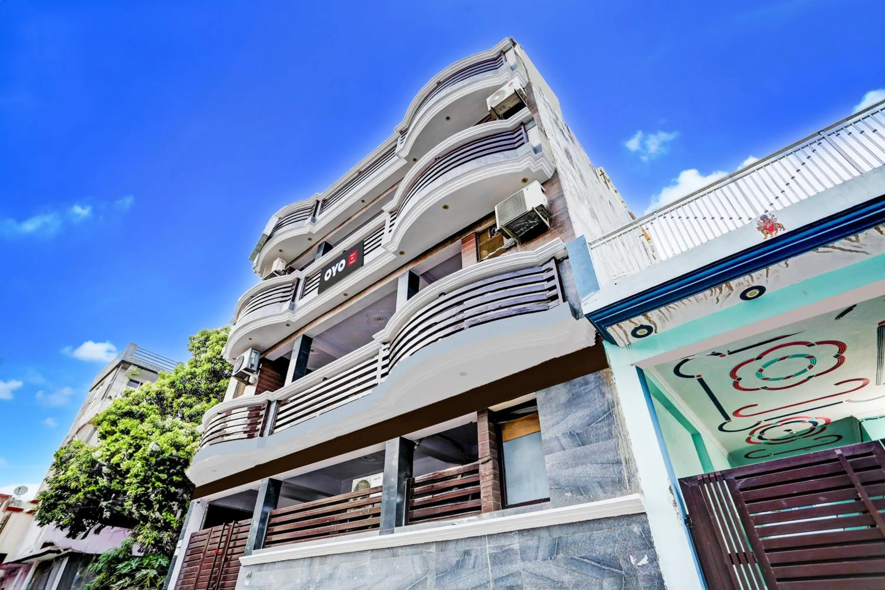 Hotel O Royal Haven