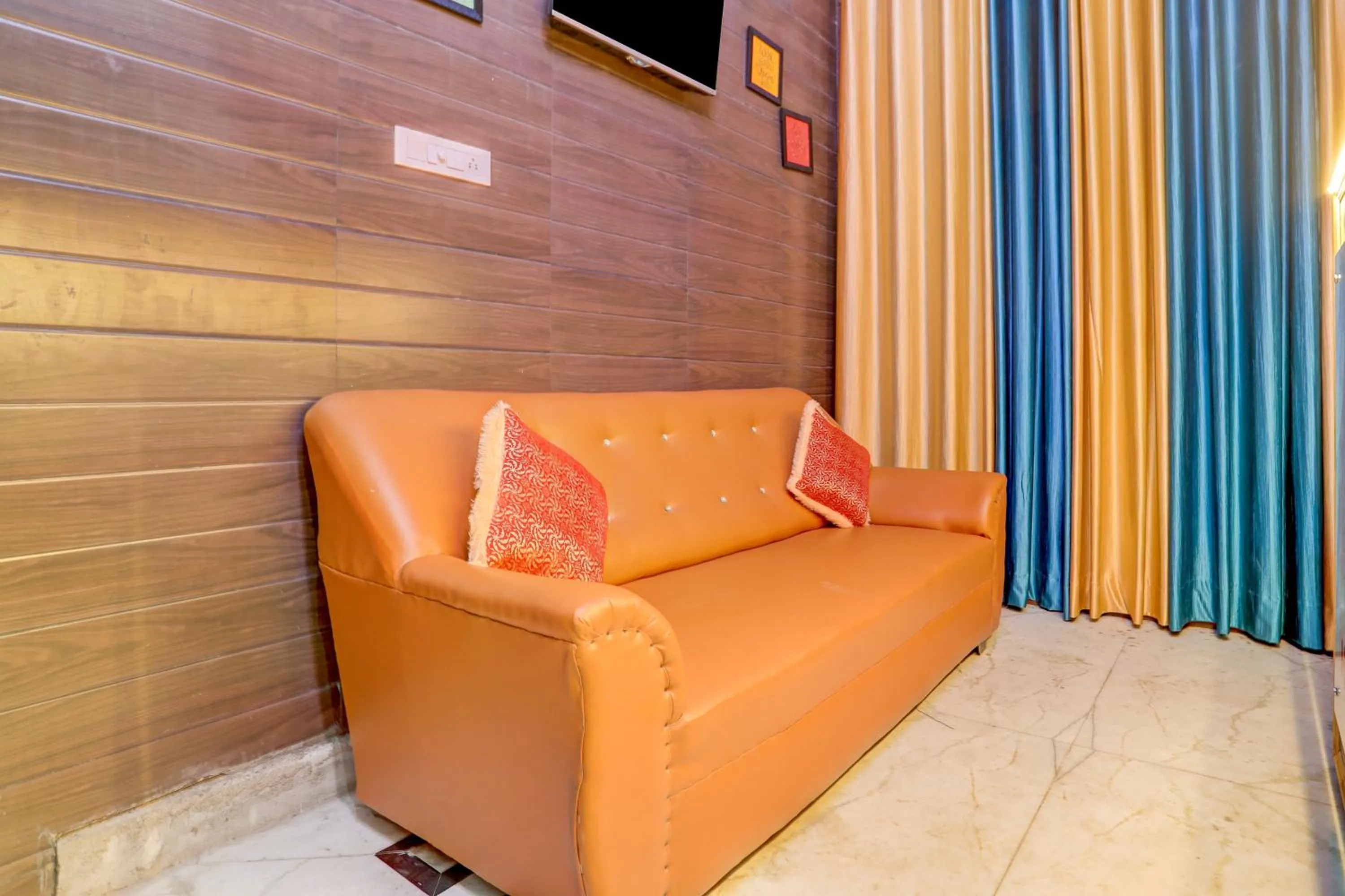 Hotel O Royal Haven