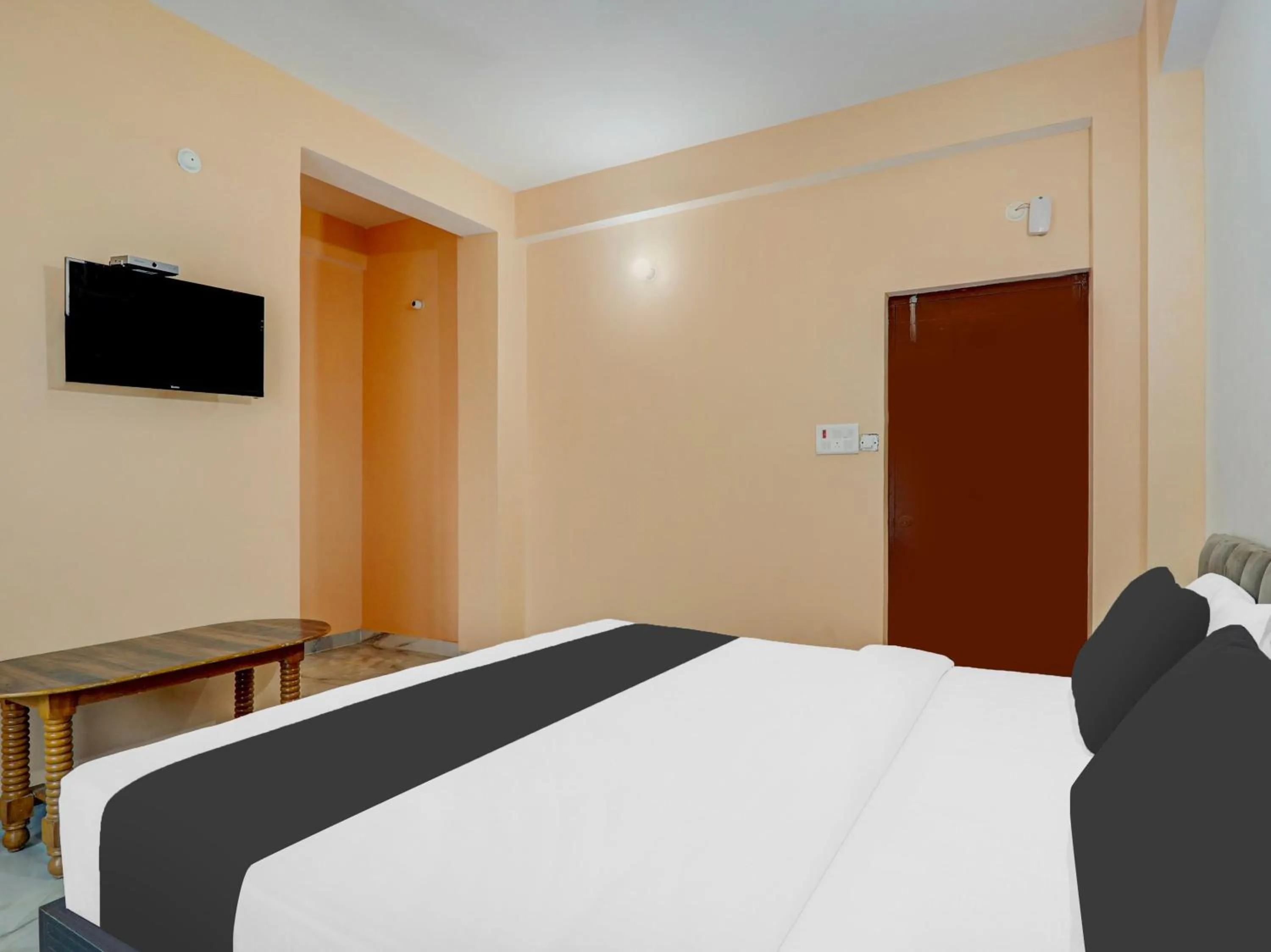 Bedroom, Bed in Super Hotel O Mellow Space