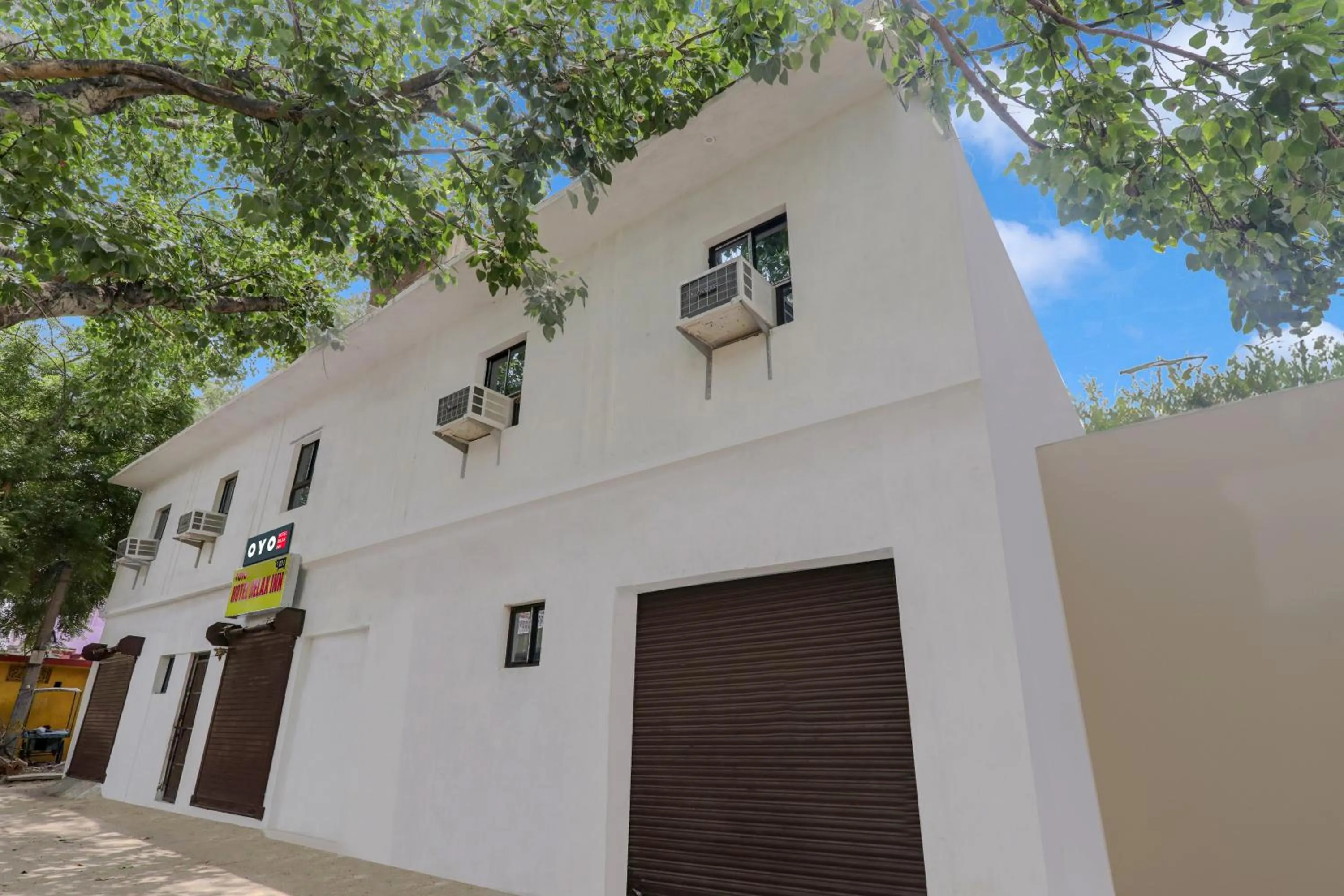 Facade/entrance in Hotel O by OYO Relax Inn