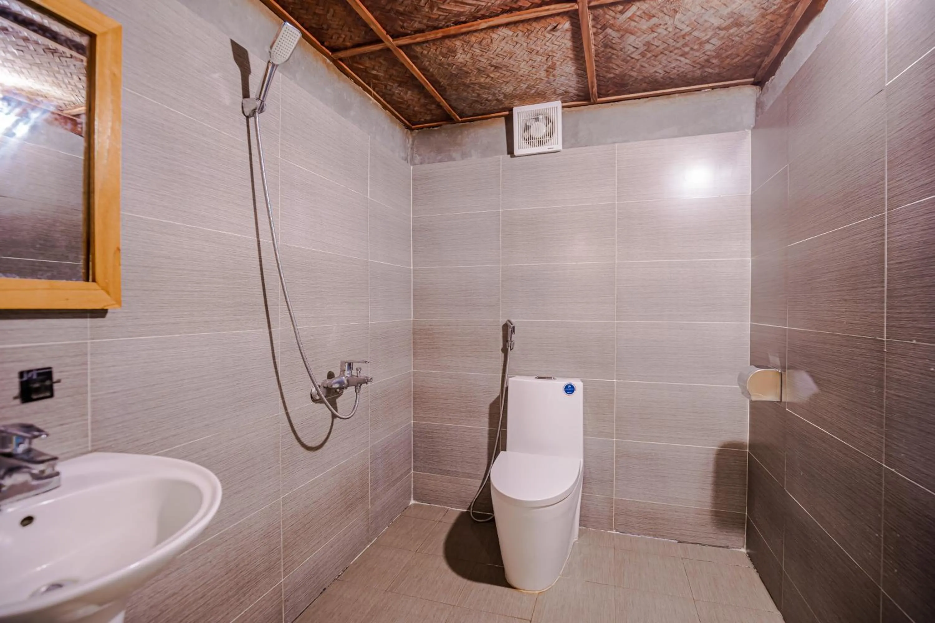 Shower in Healing Homestay Sapa