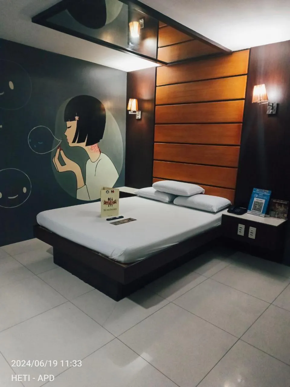 Bed in Harts Hotel-Quezon City