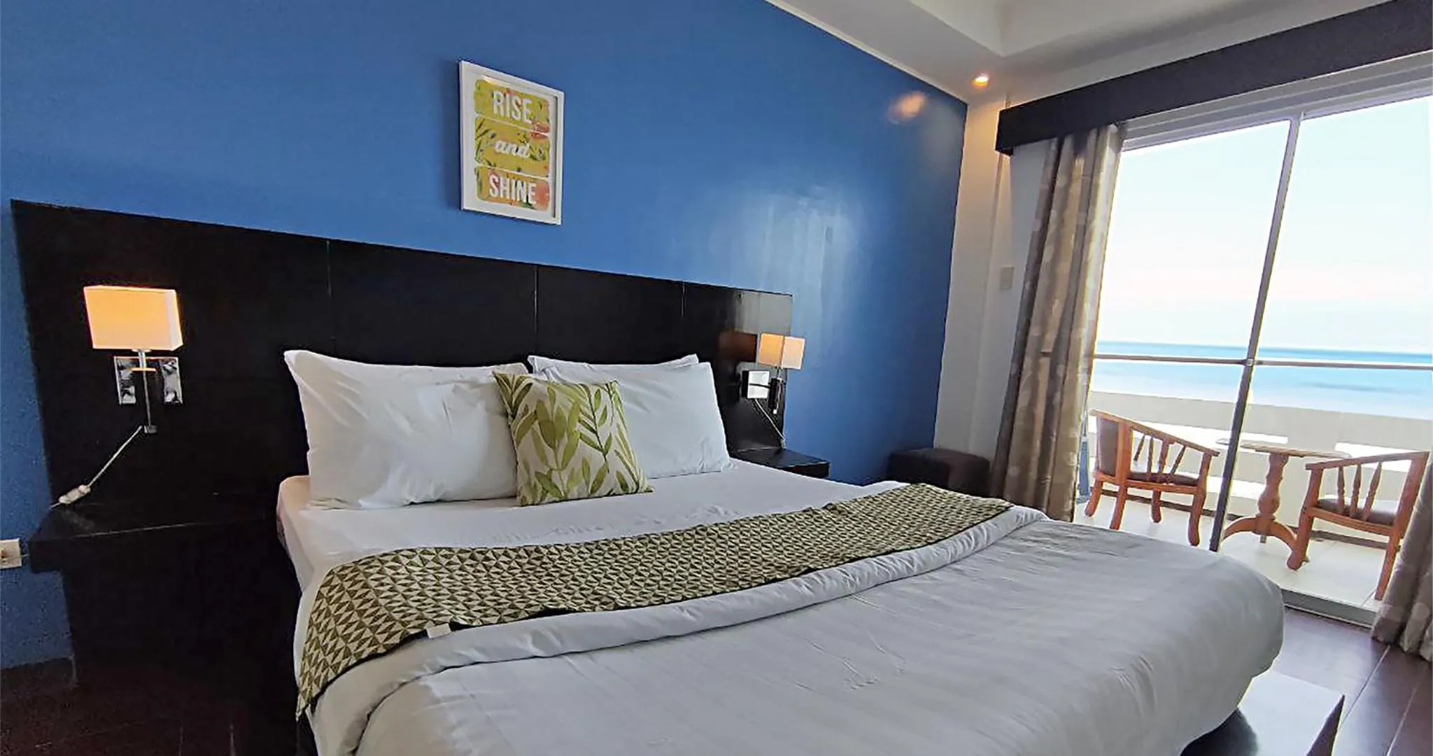 Bed in Casa Almarenzo Bed & Breakfast