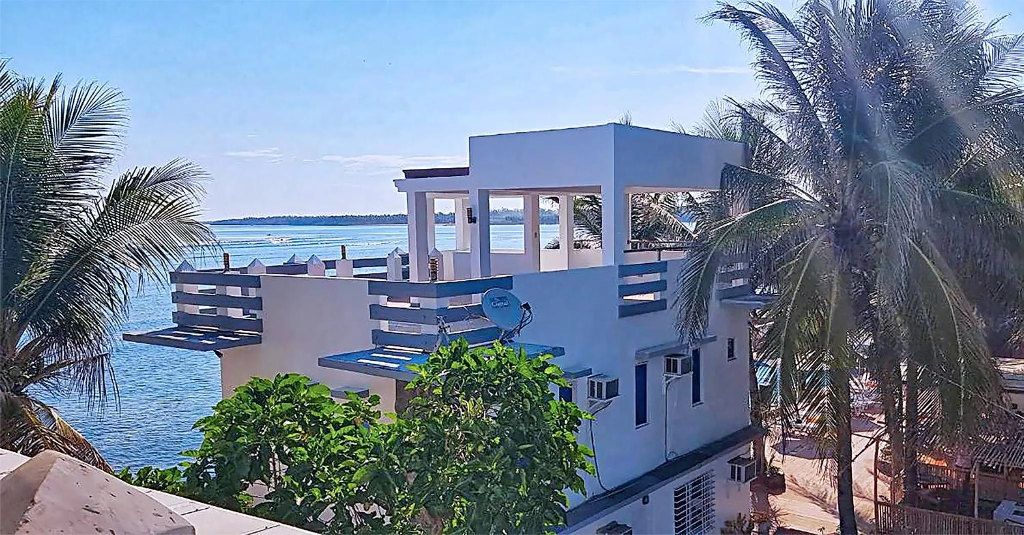 Property building in Casa Almarenzo Bed & Breakfast